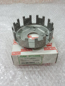 ชามคลัทช์บีเนียม TUXEDO แท้โรงงาน