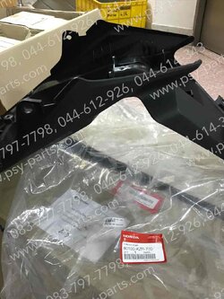 บังโคลนหลัง CLICK 125-I แท้ๆ สีดำ 80100-KZR-700 