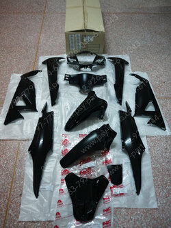 พลาสติกชุด WAVE 100/05 ดิสก์เบรค สีดำ (A35) 