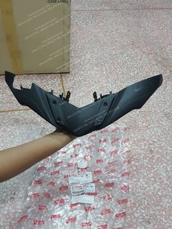 ฝาครอบแฮนด์บน AEROX แท้ๆ สีดำ B63-F6143-00