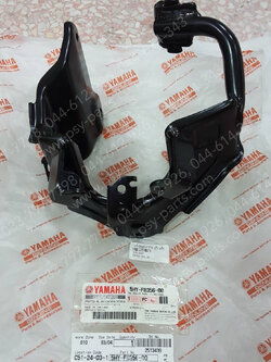 เหล็กยึดหน้ากากไฟ NOUVO แท้ๆ 5MY-F8356-00