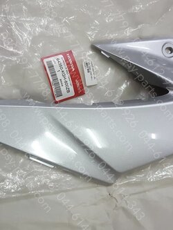 ฝาครอบข้างหม้อน้ำขวา SONIC-ไฟคู่ 04 แท้ๆ สีบรอนซ์ (NH411) 64350-KGH-600ZB + ฝาครอบข้างหม้อน้ำซ้าย SONIC-ไฟคู่04 แท้ๆ สีบรอนซ์ (NH411) 64360-KGH-600ZB 