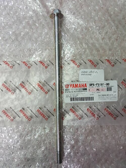 แกนล้อหน้า AEROX แท้ๆ BF6-F5181-00