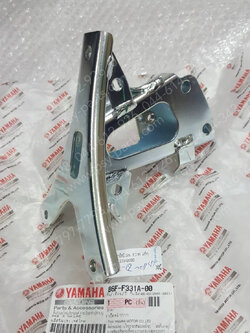 เหล็กยึดบังลม FINN แท้ๆ B6F-F331A-00