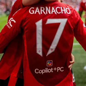 Qualcomm ซื้อสปอนเซอร์ชื่อ Copilot+ PC ที่ด้านหลังเสื้อ Manchester United
