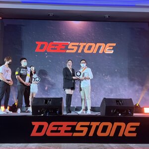 DEESTONE รุ่น STROMZ RS รุ่นใหม่ล่าสุด