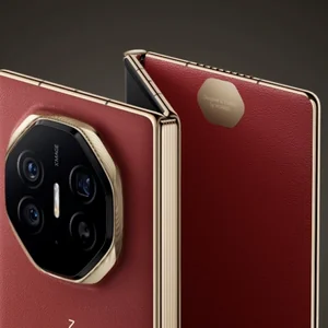 Huawei เปิดตัว Huawei Mate XT สมาร์ทโฟนแบบพับ 3 จอ รุ่นแรกของโลก ในราคา 94,000 บาท