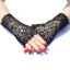 ถุงมือลายลูกไม้สีดำ แบบเปิดปลายนิ้ว แนะนำผู้ใหญ่