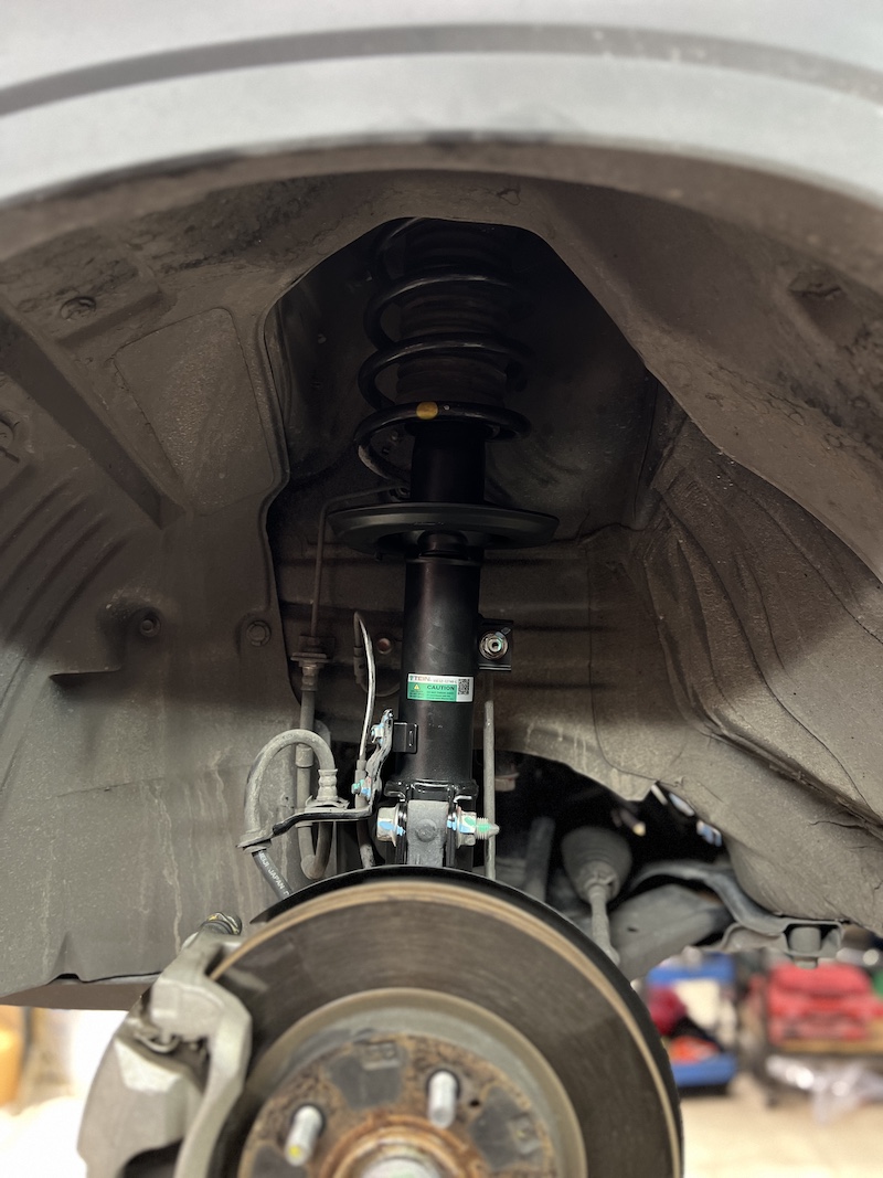 Honda CRV Gen3 | โช้คอัพ Tein EnduraPro Basic | คืนความหนึบแน่น มั่นใจทุกโค้ง - ยางเจริญรุ่งเรือง นนทบุรี Honda CRV Gen3 คันนี้...อัปเกรดความหนึบ คืนความมั่นใจ! ใครใช้ Honda CRV Gen3 แล้วรู้สึกว่ารถเริ่มยวบยาบ โยนตัวมาก หรือไม่มั่นใจเมื่อเข้าโค้ง... ถึงเวลาเปลี่ยนโช้คอัพใหม่ เพื่อการขับขี่ที่มั่นใจและสบายกว่าที่เคย! เราขอแนะนำชุดอัปเกรดโช้คอัพที่ครบจบในชุดเดียว! ติดตั้งโช้คอัพ Tein EnduraPro Basic พร้อมอะไหล่ส่วนควบใหม่ครบชุด สิ่งที่จะได้รับหลังจากติดตั้ง: ฟีลลิ่งหนึบแน่นสไตล์ญี่ปุ่น: โช้คอัพ Tein EnduraPro Basic ให้ความหนึบแน่นที่เหนือกว่าโช้คเดิม แต่ยังคงความนุ่มนวลไว้ เทคโนโลยี H.B.S.: ช่วยดูดซับแรงกระแทกในจังหวะยุบตัวสุด ลดอาการกระดอนเมื่อเจอหลุมหรือคอสะพาน คุณภาพมาตรฐาน OEM: ผลิตจากวัสดุคุณภาพสูง ทนทาน และติดตั้งแทนของเดิมได้ทันที ไม่ต้องดัดแปลง ความมั่นคงที่เพิ่มขึ้น: รถทรงตัวได้นิ่งขึ้น เข้าโค้งมั่นใจ ลดอาการโคลงเคลงของรถ SUV เหมาะสำหรับใคร? เจ้าของ CRV Gen3 ที่ต้องการความหนึบและมั่นคงในการขับขี่ประจำวัน ผู้ที่ต้องการอัปเกรดความทนทานและความปลอดภัยของช่วงล่าง โดยไม่ต้องการโหลดเตี้ย สำหรับเจ้าของ CRV ที่อยากได้ฟีลลิ่งขับขี่ที่มั่นใจกว่าเดิม Tein EnduraPro Basic คือคำตอบ! สอบถามข้อมูลเพิ่มเติม หรือนัดหมายเข้ารับบริการ ️ : 08-6569-1915 ️ : 08-6544-5963 Line id : @88rw Location : https://goo.gl/maps/HrNUAZXPN94KvxZ98 Facebook : https://www.facebook.com/88rwtire #Honda #CRV #CRVGen3 #Tein #EnduraPro #โช้คอัพ #ช่วงล่าง #ยางเจริญรุ่งเรือง #นนทบุรี #งามวงศ์วาน #ตั้งศูนย์ #อะไหล่ช่วงล่าง Honda CRV Gen3 | โช้คอัพ Tein EnduraPro Basic | คืนความหนึบแน่น มั่นใจทุกโค้ง - ยางเจริญรุ่งเรือง นนทบุรี Honda CRV Gen3 คันนี้...อัปเกรดความหนึบ คืนความมั่นใจ! ใครใช้ Honda CRV Gen3 แล้วรู้สึกว่ารถเริ่มยวบยาบ โยนตัวมาก หรือไม่มั่นใจเมื่อเข้าโค้ง... ถึงเวลาเปลี่ยนโช้คอัพใหม่ เพื่อการขับขี่ที่มั่นใจและสบายกว่าที่เคย! เราขอแนะนำชุดอัปเกรดโช้คอัพที่ครบจบในชุดเดียว! ติดตั้งโช้คอัพ Tein EnduraPro Basic พร้อมอะไหล่ส่วนควบใหม่ครบชุด สิ่งที่จะได้รับหลังจากติดตั้ง: ฟีลลิ่งหนึบแน่นสไตล์ญี่ปุ่น: โช้คอัพ Tein EnduraPro Basic ให้ความหนึบแน่นที่เหนือกว่าโช้คเดิม แต่ยังคงความนุ่มนวลไว้ เทคโนโลยี H.B.S.: ช่วยดูดซับแรงกระแทกในจังหวะยุบตัวสุด ลดอาการกระดอนเมื่อเจอหลุมหรือคอสะพาน คุณภาพมาตรฐาน OEM: ผลิตจากวัสดุคุณภาพสูง ทนทาน และติดตั้งแทนของเดิมได้ทันที ไม่ต้องดัดแปลง ความมั่นคงที่เพิ่มขึ้น: รถทรงตัวได้นิ่งขึ้น เข้าโค้งมั่นใจ ลดอาการโคลงเคลงของรถ SUV เหมาะสำหรับใคร? เจ้าของ CRV Gen3 ที่ต้องการความหนึบและมั่นคงในการขับขี่ประจำวัน ผู้ที่ต้องการอัปเกรดความทนทานและความปลอดภัยของช่วงล่าง โดยไม่ต้องการโหลดเตี้ย สำหรับเจ้าของ CRV ที่อยากได้ฟีลลิ่งขับขี่ที่มั่นใจกว่าเดิม Tein EnduraPro Basic คือคำตอบ! สอบถามข้อมูลเพิ่มเติม หรือนัดหมายเข้ารับบริการ ️ : 08-6569-1915 ️ : 08-6544-5963 Line id : @88rw Location : https://goo.gl/maps/HrNUAZXPN94KvxZ98 Facebook : https://www.facebook.com/88rwtire #Honda #CRV #CRVGen3 #Tein #EnduraPro #โช้คอัพ #ช่วงล่าง #ยางเจริญรุ่งเรือง #นนทบุรี #งามวงศ์วาน #ตั้งศูนย์ #อะไหล่ช่วงล่าง