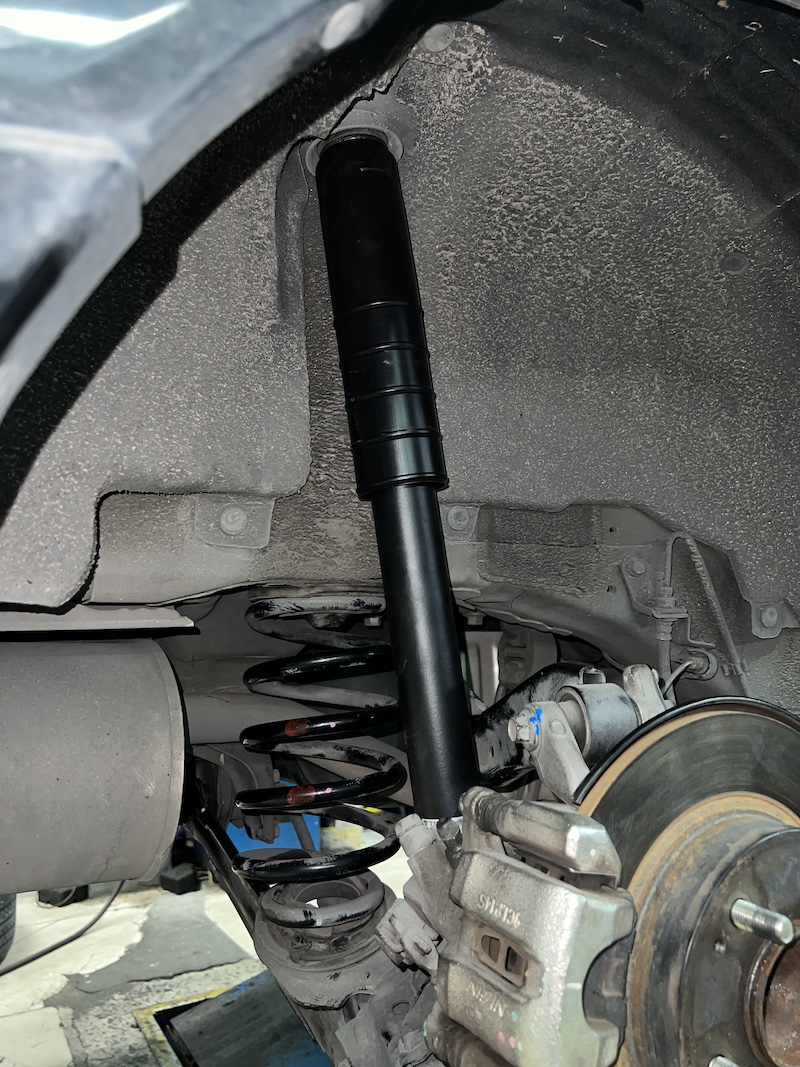 Honda Civic FB | ฟื้นฟูช่วงล่างครบชุด Tein EnduraPro + ลูกหมาก 555/TRW | คืนความหนึบแน่น - ยางเจริญรุ่งเรือง Civic FB คันนี้...จบทุกปัญหาช่วงล่าง! ฟื้นคืนความหนึบแน่นเหมือนรถใหม่! ใครใช้ Honda Civic FB แล้วรู้สึกว่ารถเริ่มโคลงเคลง, พวงมาลัยหลวม, หรือมีเสียงดัง "กุกกัก"... ถึงเวลาส่งรถมาให้ผู้เชี่ยวชาญดูแลแบบยกชุดแล้วครับ! เราจัดเต็มชุดฟื้นฟูช่วงล่างระดับพรีเมียม! โช้คอัพ Tein EnduraPro Basic: คืนความ หนึบแน่น สไตล์ญี่ปุ่น ด้วยเทคโนโลยี H.B.S. ช่วยซับแรงกระแทก ปีกนกล่าง TRW: ปีกนกล่างคุณภาพ OEM เพื่อความแข็งแรงและสมบูรณ์แบบ ลูกหมากชุดใหญ่ (ตอง 5 ญี่ปุ่นแท้): เปลี่ยนยกชุดทั้ง ลูกหมากแร็ค, ลูกหมากคันชัก และลูกหมากปีกนกล่าง ที่ "แน่น เหนียว ทนทาน" คืนความแม่นยำขั้นสูงสุด สิ่งที่จะได้รับหลังจากติดตั้ง: ช่วงล่างหนึบ มั่นคง: เข้าโค้งมั่นใจ ลดอาการโคลงเคลง พร้อมการซับแรงกระแทกที่ดีขึ้น พวงมาลัยแม่นยำ: หายขาดจากอาการหลวม, เสียงดัง และอาการสั่นสะท้านที่พวงมาลัย ความทนทานยาวนาน: มั่นใจในคุณภาพอะไหล่ระดับโลกทั้ง Tein, TRW และตอง 5 ญี่ปุ่นแท้ เหมาะสำหรับใคร? เจ้าของ Civic FB ที่ต้องการฟื้นฟูช่วงล่างให้กลับมาสมบูรณ์แบบ 100% ผู้ที่ต้องการอะไหล่ที่ทนทาน เน้นความปลอดภัยและสมรรถนะการขับขี่ อย่าปล่อยให้อะไหล่เสื่อม! แวะมาตรวจเช็กกับผู้เชี่ยวชาญวันนี้ครับ สอบถามข้อมูลเพิ่มเติม หรือนัดหมายเข้ารับบริการ ️ : 08-6569-1915 ️ : 08-6544-5963 Line id : @88rw Location : https://goo.gl/maps/HrNUAZXPN94KvxZ98 Facebook : https://www.facebook.com/88rwtire Honda Civic FB | ฟื้นฟูช่วงล่างครบชุด Tein EnduraPro + ลูกหมาก 555/TRW | คืนความหนึบแน่น - ยางเจริญรุ่งเรือง Civic FB คันนี้...จบทุกปัญหาช่วงล่าง! ฟื้นคืนความหนึบแน่นเหมือนรถใหม่! ใครใช้ Honda Civic FB แล้วรู้สึกว่ารถเริ่มโคลงเคลง, พวงมาลัยหลวม, หรือมีเสียงดัง "กุกกัก"... ถึงเวลาส่งรถมาให้ผู้เชี่ยวชาญดูแลแบบยกชุดแล้วครับ! เราจัดเต็มชุดฟื้นฟูช่วงล่างระดับพรีเมียม! โช้คอัพ Tein EnduraPro Basic: คืนความ หนึบแน่น สไตล์ญี่ปุ่น ด้วยเทคโนโลยี H.B.S. ช่วยซับแรงกระแทก ปีกนกล่าง TRW: ปีกนกล่างคุณภาพ OEM เพื่อความแข็งแรงและสมบูรณ์แบบ ลูกหมากชุดใหญ่ (ตอง 5 ญี่ปุ่นแท้): เปลี่ยนยกชุดทั้ง ลูกหมากแร็ค, ลูกหมากคันชัก และลูกหมากปีกนกล่าง ที่ "แน่น เหนียว ทนทาน" คืนความแม่นยำขั้นสูงสุด สิ่งที่จะได้รับหลังจากติดตั้ง: ช่วงล่างหนึบ มั่นคง: เข้าโค้งมั่นใจ ลดอาการโคลงเคลง พร้อมการซับแรงกระแทกที่ดีขึ้น พวงมาลัยแม่นยำ: หายขาดจากอาการหลวม, เสียงดัง และอาการสั่นสะท้านที่พวงมาลัย ความทนทานยาวนาน: มั่นใจในคุณภาพอะไหล่ระดับโลกทั้ง Tein, TRW และตอง 5 ญี่ปุ่นแท้ เหมาะสำหรับใคร? เจ้าของ Civic FB ที่ต้องการฟื้นฟูช่วงล่างให้กลับมาสมบูรณ์แบบ 100% ผู้ที่ต้องการอะไหล่ที่ทนทาน เน้นความปลอดภัยและสมรรถนะการขับขี่ อย่าปล่อยให้อะไหล่เสื่อม! แวะมาตรวจเช็กกับผู้เชี่ยวชาญวันนี้ครับ สอบถามข้อมูลเพิ่มเติม หรือนัดหมายเข้ารับบริการ ️ : 08-6569-1915 ️ : 08-6544-5963 Line id : @88rw Location : https://goo.gl/maps/HrNUAZXPN94KvxZ98 Facebook : https://www.facebook.com/88rwtire