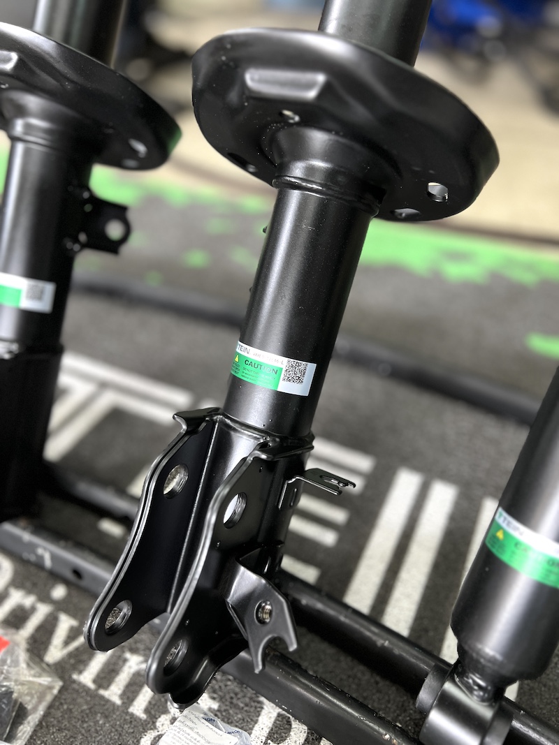 HONDAติดตั้งโช้คอัพ Tein EnduraPro Basic คู่กับ สปริง YSS Comfort Series สิ่งที่จะได้รับหลังจากติดตั้ง: นุ่มนวลระดับพรีเมียม: โช้คอัพ Tein EnduraPro Basic พร้อมเทคโนโลยี H.B.S. ช่วยดูดซับแรงกระแทกจากถนนขรุขระ ลดอาการโคลงเคลง: สปริง YSS Comfort Series (ความสูงเดิม) ช่วยปรับสมดุลของรถ และลดอาการโยนตัวของรถได้อย่างมีประสิทธิภาพ ฟีลลิ่งขับสบาย: การผสมผสานของสองแบรนด์ดังที่เน้นความสบายและความทนทาน ทำให้รถคุณขับขี่นุ่มนวล แต่ยังคงความหนึบแน่น คุณภาพเต็มชุด: ติดตั้งโดยทีมช่างผู้เชี่ยวชาญ พร้อมอะไหล่ส่วนควบใหม่ และบริการตั้งศูนย์ด้วยเครื่องมือที่ทันสมัยที่สุด เหมาะสำหรับใคร? เจ้าของ HR-V ที่เน้นความสบายในการขับขี่เป็นหลัก ผู้ที่ต้องการอัปเกรดช่วงล่างให้มีความมั่นคง ปลอดภัยยิ่งขึ้น โดยไม่ต้องการโหลดเตี้ย เปลี่ยนฟีลลิ่งการขับขี่ให้รถคุณดีกว่าเดิม ชุดนี้คือคำตอบ! สอบถามข้อมูลเพิ่มเติม หรือนัดหมายเข้ารับบริการ ️ : 08-6569-1915 ️ : 08-6544-5963 Line id : @88rw Location : https://goo.gl/maps/HrNUAZXPN94KvxZ98 Facebook : https://www.facebook.com/88rwtire #Honda #HRV #Tein #EnduraPro #YSS #YSSComfort #โช้คอัพ #ช่วงล่าง #ยางเจริญรุ่งเรือง #นนทบุรี #งามวงศ์วาน HONDAติดตั้งโช้คอัพ Tein EnduraPro Basic คู่กับ สปริง YSS Comfort Series สิ่งที่จะได้รับหลังจากติดตั้ง: นุ่มนวลระดับพรีเมียม: โช้คอัพ Tein EnduraPro Basic พร้อมเทคโนโลยี H.B.S. ช่วยดูดซับแรงกระแทกจากถนนขรุขระ ลดอาการโคลงเคลง: สปริง YSS Comfort Series (ความสูงเดิม) ช่วยปรับสมดุลของรถ และลดอาการโยนตัวของรถได้อย่างมีประสิทธิภาพ ฟีลลิ่งขับสบาย: การผสมผสานของสองแบรนด์ดังที่เน้นความสบายและความทนทาน ทำให้รถคุณขับขี่นุ่มนวล แต่ยังคงความหนึบแน่น คุณภาพเต็มชุด: ติดตั้งโดยทีมช่างผู้เชี่ยวชาญ พร้อมอะไหล่ส่วนควบใหม่ และบริการตั้งศูนย์ด้วยเครื่องมือที่ทันสมัยที่สุด เหมาะสำหรับใคร? เจ้าของ HR-V ที่เน้นความสบายในการขับขี่เป็นหลัก ผู้ที่ต้องการอัปเกรดช่วงล่างให้มีความมั่นคง ปลอดภัยยิ่งขึ้น โดยไม่ต้องการโหลดเตี้ย เปลี่ยนฟีลลิ่งการขับขี่ให้รถคุณดีกว่าเดิม ชุดนี้คือคำตอบ! สอบถามข้อมูลเพิ่มเติม หรือนัดหมายเข้ารับบริการ ️ : 08-6569-1915 ️ : 08-6544-5963 Line id : @88rw Location : https://goo.gl/maps/HrNUAZXPN94KvxZ98 Facebook : https://www.facebook.com/88rwtire #Honda #HRV #Tein #EnduraPro #YSS #YSSComfort #โช้คอัพ #ช่วงล่าง #ยางเจริญรุ่งเรือง #นนทบุรี #งามวงศ์วาน