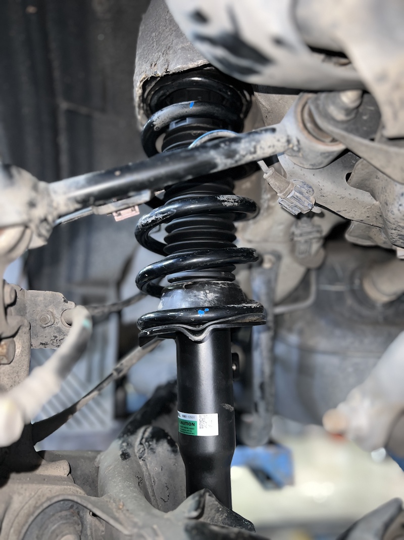 Honda CRV Gen4 | โช้คอัพ Tein EnduraPro Basic | คืนความหนึบแน่น มั่นใจทุกโค้ง - ยางเจริญรุ่งเรือง นนทบุรี Honda CRV Gen4 คันนี้...อัปเกรดความหนึบ คืนความมั่นใจ! ใครใช้ Honda CRV Gen4 แล้วรู้สึกว่าช่วงล่างเริ่มยวบยาบ โยนตัวมาก หรือไม่มั่นใจเมื่อเข้าโค้ง... ถึงเวลาเปลี่ยนโช้คอัพใหม่ เพื่อการขับขี่ที่มั่นใจและสบายกว่าที่เคย! เราขอแนะนำชุดอัปเกรดโช้คอัพที่ครบจบในชุดเดียว! ติดตั้งโช้คอัพ Tein EnduraPro Basic พร้อมอะไหล่ส่วนควบใหม่ครบชุด สิ่งที่จะได้รับหลังจากติดตั้ง: ฟีลลิ่งหนึบแน่นสไตล์ญี่ปุ่น: โช้คอัพ Tein EnduraPro Basic ให้ความหนึบแน่นที่เหนือกว่าโช้คเดิม แต่ยังคงความนุ่มนวลไว้ เทคโนโลยี H.B.S.: ช่วยดูดซับแรงกระแทกในจังหวะยุบตัวสุด ลดอาการกระดอนเมื่อเจอหลุมหรือคอสะพาน คุณภาพมาตรฐาน OEM: ผลิตจากวัสดุคุณภาพสูง ทนทาน และติดตั้งแทนของเดิมได้ทันที ไม่ต้องดัดแปลง ความมั่นคงที่เพิ่มขึ้น: รถทรงตัวได้นิ่งขึ้น เข้าโค้งมั่นใจ ลดอาการโคลงเคลงของรถ SUV เหมาะสำหรับใคร? เจ้าของ CRV Gen4 ที่ต้องการความหนึบและมั่นคงในการขับขี่ประจำวัน ผู้ที่ต้องการอัปเกรดความทนทานและความปลอดภัยของช่วงล่าง โดยไม่ต้องการโหลดเตี้ย สำหรับเจ้าของ CRV ที่อยากได้ฟีลลิ่งขับขี่ที่มั่นใจกว่าเดิม Tein EnduraPro Basic คือคำตอบ! สอบถามข้อมูลเพิ่มเติม หรือนัดหมายเข้ารับบริการ ️ : 08-6569-1915 ️ : 08-6544-5963 Line id : @88rw Location : https://goo.gl/maps/HrNUAZXPN94KvxZ98 Facebook : https://www.facebook.com/88rwtire #Honda #CRV #CRVGen4 #Tein #EnduraPro #โช้คอัพ #ช่วงล่าง #ยางเจริญรุ่งเรือง #นนทบุรี #งามวงศ์วาน #ตั้งศูนย์ #อะไหล่ช่วงล่าง Honda CRV Gen4 | โช้คอัพ Tein EnduraPro Basic | คืนความหนึบแน่น มั่นใจทุกโค้ง - ยางเจริญรุ่งเรือง นนทบุรี Honda CRV Gen4 คันนี้...อัปเกรดความหนึบ คืนความมั่นใจ! ใครใช้ Honda CRV Gen4 แล้วรู้สึกว่าช่วงล่างเริ่มยวบยาบ โยนตัวมาก หรือไม่มั่นใจเมื่อเข้าโค้ง... ถึงเวลาเปลี่ยนโช้คอัพใหม่ เพื่อการขับขี่ที่มั่นใจและสบายกว่าที่เคย! เราขอแนะนำชุดอัปเกรดโช้คอัพที่ครบจบในชุดเดียว! ติดตั้งโช้คอัพ Tein EnduraPro Basic พร้อมอะไหล่ส่วนควบใหม่ครบชุด สิ่งที่จะได้รับหลังจากติดตั้ง: ฟีลลิ่งหนึบแน่นสไตล์ญี่ปุ่น: โช้คอัพ Tein EnduraPro Basic ให้ความหนึบแน่นที่เหนือกว่าโช้คเดิม แต่ยังคงความนุ่มนวลไว้ เทคโนโลยี H.B.S.: ช่วยดูดซับแรงกระแทกในจังหวะยุบตัวสุด ลดอาการกระดอนเมื่อเจอหลุมหรือคอสะพาน คุณภาพมาตรฐาน OEM: ผลิตจากวัสดุคุณภาพสูง ทนทาน และติดตั้งแทนของเดิมได้ทันที ไม่ต้องดัดแปลง ความมั่นคงที่เพิ่มขึ้น: รถทรงตัวได้นิ่งขึ้น เข้าโค้งมั่นใจ ลดอาการโคลงเคลงของรถ SUV เหมาะสำหรับใคร? เจ้าของ CRV Gen4 ที่ต้องการความหนึบและมั่นคงในการขับขี่ประจำวัน ผู้ที่ต้องการอัปเกรดความทนทานและความปลอดภัยของช่วงล่าง โดยไม่ต้องการโหลดเตี้ย สำหรับเจ้าของ CRV ที่อยากได้ฟีลลิ่งขับขี่ที่มั่นใจกว่าเดิม Tein EnduraPro Basic คือคำตอบ! สอบถามข้อมูลเพิ่มเติม หรือนัดหมายเข้ารับบริการ ️ : 08-6569-1915 ️ : 08-6544-5963 Line id : @88rw Location : https://goo.gl/maps/HrNUAZXPN94KvxZ98 Facebook : https://www.facebook.com/88rwtire #Honda #CRV #CRVGen4 #Tein #EnduraPro #โช้คอัพ #ช่วงล่าง #ยางเจริญรุ่งเรือง #นนทบุรี #งามวงศ์วาน #ตั้งศูนย์ #อะไหล่ช่วงล่าง