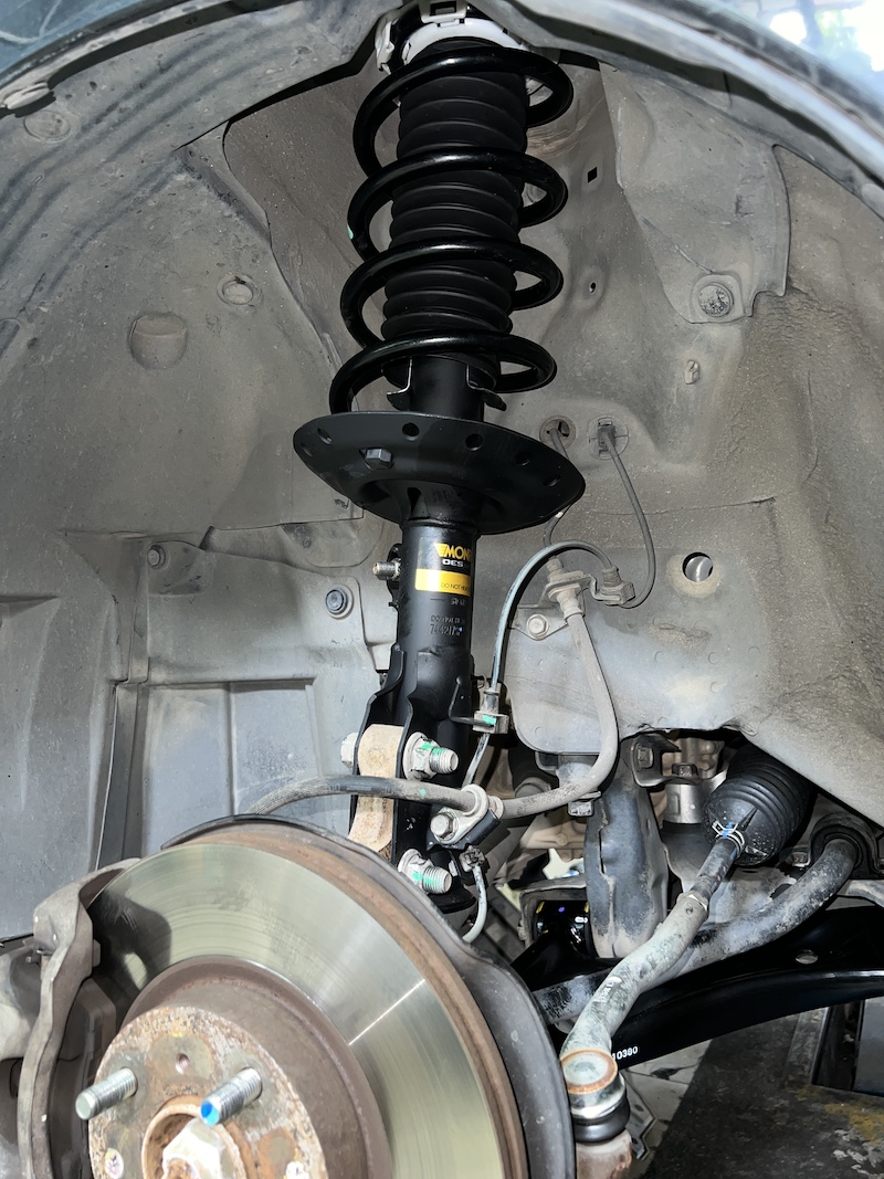 ติดตั้งโช้คอัพ Monroe OE Spectrum, ยาง Michelin Primacy 4, ปีกนกล่างแท้ และบูชคานหลัง สำหรับ Honda City 2015 ที่ร้านยางเจริญรุ่งเรือง นนทบุรี ติดตั้งโช้คอัพ Monroe OE Spectrum, ยาง Michelin Primacy 4, ปีกนกล่างแท้ และบูชคานหลัง สำหรับ Honda City 2015 ที่ร้านยางเจริญรุ่งเรือง นนทบุรี