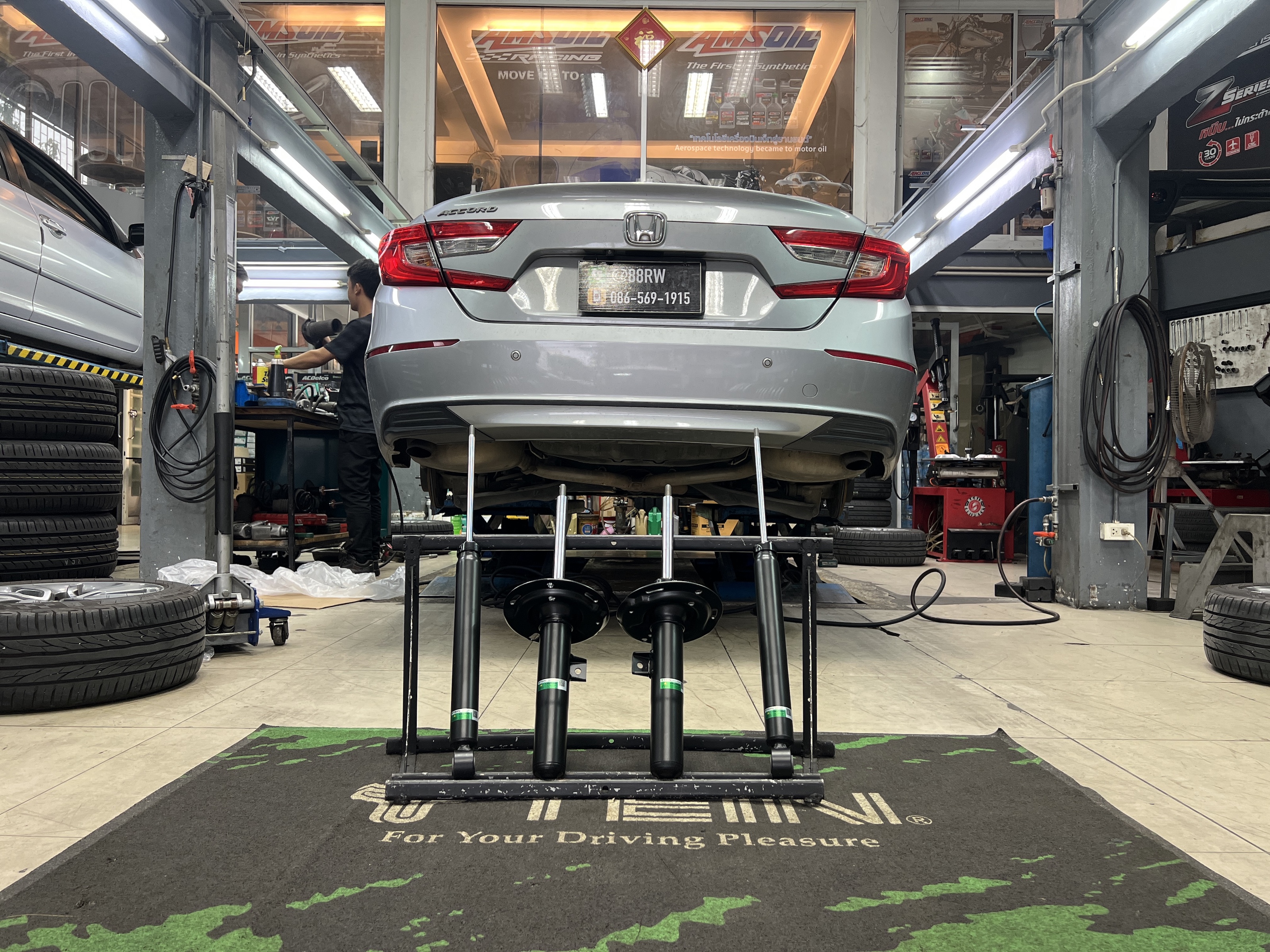 ติดตั้งโช้คอัพ TEIN EnduraPro Basic สำหรับ Honda Accord G10 ที่ร้านยางเจริญรุ่งเรือง นนทบุรี เพิ่มความนุ่มนวลสำหรับใช้งานประจำวัน พร้อมตั้งศูนย์ Hunter 3D ติดตั้งโช้คอัพ TEIN EnduraPro Basic สำหรับ Honda Accord G10 ที่ร้านยางเจริญรุ่งเรือง นนทบุรี เพิ่มความนุ่มนวลสำหรับใช้งานประจำวัน พร้อมตั้งศูนย์ Hunter 3D
