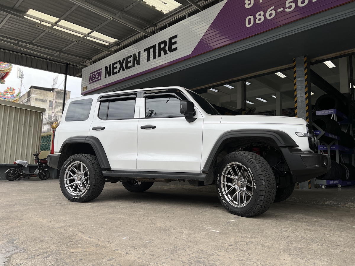 TANK 300 | โช้คอัพ YSS X-Sport + สปริง Performance | หนึบ แกร่ง พร้อมลุยทุกเส้นทาง - ยางเจริญรุ่งเรือง TANK 300 คันนี้...อัปเกรดความแกร่งให้เป็น "สายลุย" ตัวจริง! ️ ใครใช้ TANK 300 แล้วต้องการให้รถพร้อมลุยออฟโรด, ขับทางไกลมั่นใจขึ้น, และได้ช่วงล่างที่ หนึบแน่น ทรงตัวดีเยี่ยม... ถึงเวลาเปลี่ยนมาใช้ชุดอัปเกรดระดับ Performance แล้วครับ! ติดตั้งชุดโช้คอัพ YSS X-Sport พร้อมสปริง YSS Performance สิ่งที่จะได้รับหลังจากติดตั้ง: สมรรถนะ Off-Road ขั้นสูง: โช้คอัพ YSS X-Sport (Monotube) ออกแบบมาเพื่อการใช้งานที่ทนทานภายใต้แรงกระแทกหนักๆ หนึบ นิ่ง มั่นใจ: ลดอาการโคลงและโยนของตัวรถอย่างชัดเจน ทำให้เข้าโค้งมั่นใจแม้บนถนนขรุขระ ระบายความร้อนยอดเยี่ยม: ด้วยระบบ Monotube และซับแทงก์ (Sub-Tank) (ในบางรุ่นย่อย) ทำให้โช้คอัพทำงานเสถียรต่อเนื่อง จบครบในที่เดียว: ติดตั้ง Setup และ ตั้งศูนย์ (Hunter) โดยทีมช่างผู้เชี่ยวชาญ เหมาะสำหรับใคร? เจ้าของ TANK 300 ที่เน้นการขับขี่แบบ Adventure / Off-Road ผู้ที่ต้องการ Performance สูงสุด ทั้งความทนทานและการควบคุมรถ ปล่อยความแกร่งที่ซ่อนอยู่! อัปเกรดช่วงล่าง TANK 300 กับเราวันนี้ครับ สอบถามข้อมูลเพิ่มเติม หรือนัดหมายเข้ารับบริการ ️ : 08-6569-1915 ️ : 08-6544-5963 Line id : @88rw Location : https://goo.gl/maps/HrNUAZXPN94KvxZ98 Facebook : https://www.facebook.com/88rwtire #TANK300 #TANK #YSS #YSSSuspension #XSport #โช้คอัพ #ช่วงล่าง #สายลุย #Offroad #ยางเจริญรุ่งเรือง #นนทบุรี #งามวงศ์วาน #ตั้งศูนย์ TANK 300 | โช้คอัพ YSS X-Sport + สปริง Performance | หนึบ แกร่ง พร้อมลุยทุกเส้นทาง - ยางเจริญรุ่งเรือง TANK 300 คันนี้...อัปเกรดความแกร่งให้เป็น "สายลุย" ตัวจริง! ️ ใครใช้ TANK 300 แล้วต้องการให้รถพร้อมลุยออฟโรด, ขับทางไกลมั่นใจขึ้น, และได้ช่วงล่างที่ หนึบแน่น ทรงตัวดีเยี่ยม... ถึงเวลาเปลี่ยนมาใช้ชุดอัปเกรดระดับ Performance แล้วครับ! ติดตั้งชุดโช้คอัพ YSS X-Sport พร้อมสปริง YSS Performance สิ่งที่จะได้รับหลังจากติดตั้ง: สมรรถนะ Off-Road ขั้นสูง: โช้คอัพ YSS X-Sport (Monotube) ออกแบบมาเพื่อการใช้งานที่ทนทานภายใต้แรงกระแทกหนักๆ หนึบ นิ่ง มั่นใจ: ลดอาการโคลงและโยนของตัวรถอย่างชัดเจน ทำให้เข้าโค้งมั่นใจแม้บนถนนขรุขระ ระบายความร้อนยอดเยี่ยม: ด้วยระบบ Monotube และซับแทงก์ (Sub-Tank) (ในบางรุ่นย่อย) ทำให้โช้คอัพทำงานเสถียรต่อเนื่อง จบครบในที่เดียว: ติดตั้ง Setup และ ตั้งศูนย์ (Hunter) โดยทีมช่างผู้เชี่ยวชาญ เหมาะสำหรับใคร? เจ้าของ TANK 300 ที่เน้นการขับขี่แบบ Adventure / Off-Road ผู้ที่ต้องการ Performance สูงสุด ทั้งความทนทานและการควบคุมรถ ปล่อยความแกร่งที่ซ่อนอยู่! อัปเกรดช่วงล่าง TANK 300 กับเราวันนี้ครับ สอบถามข้อมูลเพิ่มเติม หรือนัดหมายเข้ารับบริการ ️ : 08-6569-1915 ️ : 08-6544-5963 Line id : @88rw Location : https://goo.gl/maps/HrNUAZXPN94KvxZ98 Facebook : https://www.facebook.com/88rwtire #TANK300 #TANK #YSS #YSSSuspension #XSport #โช้คอัพ #ช่วงล่าง #สายลุย #Offroad #ยางเจริญรุ่งเรือง #นนทบุรี #งามวงศ์วาน #ตั้งศูนย์