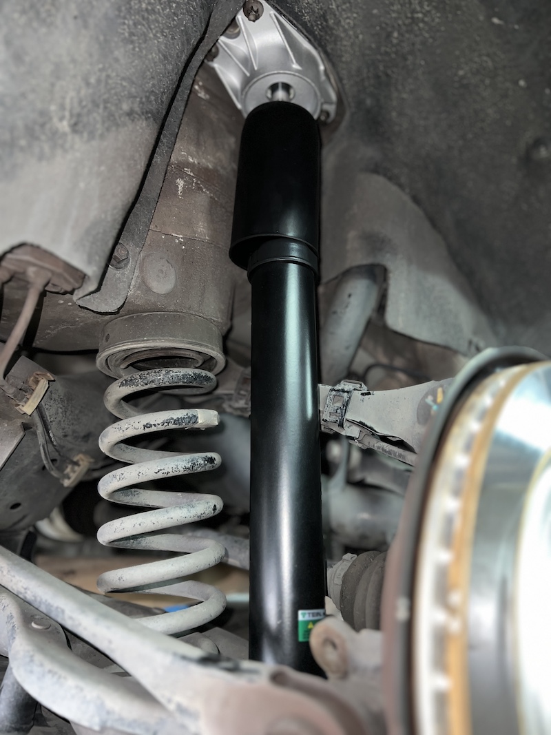 BMW Series 3 F30 | โช้คอัพ Tein EnduraPro Basic | คืนความหนึบแน่นสไตล์สปอร์ต - ยางเจริญรุ่งเรือง นนทบุรี BMW F30 คันนี้...อัปเกรดความหนึบ คืนฟีลลิ่งขับขี่สปอร์ตที่แท้จริง! ใครใช้ BMW Series 3 (F30) แล้วรู้สึกว่าช่วงล่างเริ่มแข็งกระด้างเกินไป หรือโช้คอัพเดิมถึงเวลาต้องเปลี่ยน... ถึงเวลาเปลี่ยนโช้คอัพใหม่ เพื่อการขับขี่ที่มั่นใจและสบายกว่าที่เคย! เราขอแนะนำชุดอัปเกรดโช้คอัพที่ครบจบในชุดเดียว! ติดตั้งโช้คอัพ Tein EnduraPro Basic พร้อมอะไหล่ส่วนควบใหม่ครบชุด สิ่งที่จะได้รับหลังจากติดตั้ง: ฟีลลิ่งหนึบแน่นสไตล์ญี่ปุ่น: โช้คอัพ Tein EnduraPro Basic ให้ความหนึบแน่นที่ลงตัวตามแบบฉบับรถยุโรป เทคโนโลยี H.B.S.: ช่วยดูดซับแรงกระแทกในจังหวะยุบตัวสุด ลดอาการกระดอนเมื่อเจอหลุม คุณภาพมาตรฐาน OEM: ผลิตจากวัสดุคุณภาพสูง ทนทาน และติดตั้งแทนของเดิมได้ทันที ไม่ต้องดัดแปลง ความมั่นคงที่เพิ่มขึ้น: รถทรงตัวได้นิ่งขึ้น เข้าโค้งมั่นใจ ลดอาการโคลงเคลง เหมาะสำหรับใคร? เจ้าของ BMW F30 ที่ต้องการความหนึบและมั่นคงในการขับขี่ประจำวัน ผู้ที่ต้องการอัปเกรดความทนทานและความปลอดภัยของช่วงล่าง โดยไม่ต้องการโหลดเตี้ย สำหรับเจ้าของ BMW ที่อยากได้ฟีลลิ่งขับขี่ที่มั่นใจกว่าเดิม Tein EnduraPro Basic คือคำตอบ! สอบถามข้อมูลเพิ่มเติม หรือนัดหมายเข้ารับบริการ ️ : 08-6569-1915 ️ : 08-6544-5963 Line id : @88rw Location : https://goo.gl/maps/HrNUAZXPN94KvxZ98 Facebook : https://www.facebook.com/88rwtire #BMW #Series3 #F30 #Tein #EnduraPro #โช้คอัพ #ช่วงล่าง #ยางเจริญรุ่งเรือง #นนทบุรี #งามวงศ์วาน #ตั้งศูนย์ #รถยุโรป BMW Series 3 F30 | โช้คอัพ Tein EnduraPro Basic | คืนความหนึบแน่นสไตล์สปอร์ต - ยางเจริญรุ่งเรือง นนทบุรี BMW F30 คันนี้...อัปเกรดความหนึบ คืนฟีลลิ่งขับขี่สปอร์ตที่แท้จริง! ใครใช้ BMW Series 3 (F30) แล้วรู้สึกว่าช่วงล่างเริ่มแข็งกระด้างเกินไป หรือโช้คอัพเดิมถึงเวลาต้องเปลี่ยน... ถึงเวลาเปลี่ยนโช้คอัพใหม่ เพื่อการขับขี่ที่มั่นใจและสบายกว่าที่เคย! เราขอแนะนำชุดอัปเกรดโช้คอัพที่ครบจบในชุดเดียว! ติดตั้งโช้คอัพ Tein EnduraPro Basic พร้อมอะไหล่ส่วนควบใหม่ครบชุด สิ่งที่จะได้รับหลังจากติดตั้ง: ฟีลลิ่งหนึบแน่นสไตล์ญี่ปุ่น: โช้คอัพ Tein EnduraPro Basic ให้ความหนึบแน่นที่ลงตัวตามแบบฉบับรถยุโรป เทคโนโลยี H.B.S.: ช่วยดูดซับแรงกระแทกในจังหวะยุบตัวสุด ลดอาการกระดอนเมื่อเจอหลุม คุณภาพมาตรฐาน OEM: ผลิตจากวัสดุคุณภาพสูง ทนทาน และติดตั้งแทนของเดิมได้ทันที ไม่ต้องดัดแปลง ความมั่นคงที่เพิ่มขึ้น: รถทรงตัวได้นิ่งขึ้น เข้าโค้งมั่นใจ ลดอาการโคลงเคลง เหมาะสำหรับใคร? เจ้าของ BMW F30 ที่ต้องการความหนึบและมั่นคงในการขับขี่ประจำวัน ผู้ที่ต้องการอัปเกรดความทนทานและความปลอดภัยของช่วงล่าง โดยไม่ต้องการโหลดเตี้ย สำหรับเจ้าของ BMW ที่อยากได้ฟีลลิ่งขับขี่ที่มั่นใจกว่าเดิม Tein EnduraPro Basic คือคำตอบ! สอบถามข้อมูลเพิ่มเติม หรือนัดหมายเข้ารับบริการ ️ : 08-6569-1915 ️ : 08-6544-5963 Line id : @88rw Location : https://goo.gl/maps/HrNUAZXPN94KvxZ98 Facebook : https://www.facebook.com/88rwtire #BMW #Series3 #F30 #Tein #EnduraPro #โช้คอัพ #ช่วงล่าง #ยางเจริญรุ่งเรือง #นนทบุรี #งามวงศ์วาน #ตั้งศูนย์ #รถยุโรป