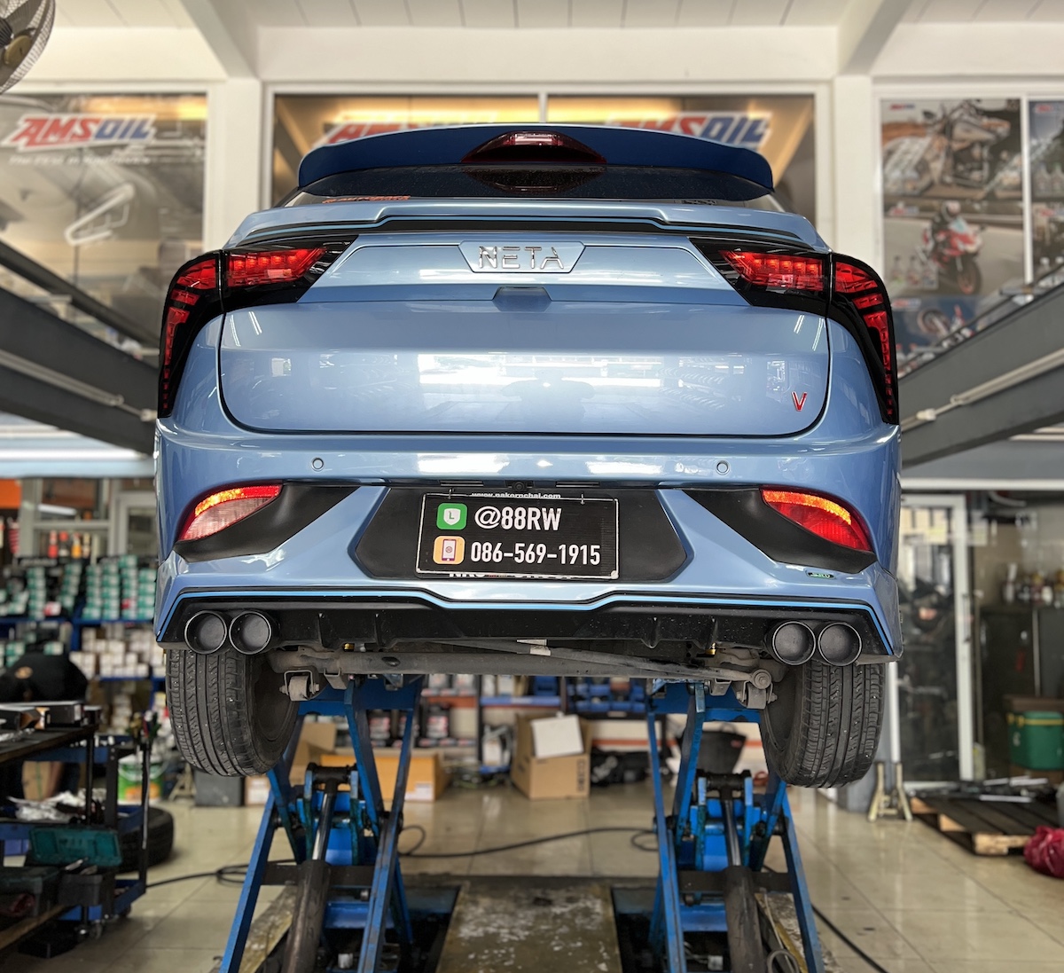 NETA V ติดตั้งโช้คอัพ Monroe OE Spectrum คู่หลัง สิ่งที่จะได้รับหลังจากติดตั้ง: ลดอาการโยนตัวของรถ: โช้คอัพ Monroe OE Spectrum ช่วยควบคุมแรงหน่วงด้านท้ายรถให้หนึบแน่นขึ้นอย่างชัดเจน นุ่มสบายสไตล์ยุโรป: ให้ฟีลลิ่งการขับขี่ที่นุ่มนวลและยืดหยุ่นสูง ลดแรงสั่นสะเทือนในห้องโดยสาร คืนความมั่นคง: รถทรงตัวได้ดีขึ้น เข้าโค้งมั่นใจ โดยเฉพาะเมื่อมีผู้โดยสารด้านหลัง คุ้มค่าและทนทาน: ติดตั้งตรงรุ่นโดยทีมช่างผู้เชี่ยวชาญ ด้วยอะไหล่คุณภาพสูงที่วางใจได้ เหมาะสำหรับใคร? เจ้าของ NETA V ที่ต้องการแก้ไขปัญหาอาการท้ายโยน หรือท้ายกระด้าง ผู้ที่ต้องการความมั่นคง ปลอดภัย และความสบายในการขับขี่ที่เหนือกว่าโช้คเดิม เปลี่ยนรถ EV ของคุณให้ขับขี่สบายและมั่นใจกว่าเดิม! นัดหมายเข้ารับบริการได้เลยครับ สอบถามข้อมูลเพิ่มเติม หรือนัดหมายเข้ารับบริการ ️ : 08-6569-1915 ️ : 08-6544-5963 Line id : @88rw Location : https://goo.gl/maps/HrNUAZXPN94KvxZ98 Facebook : https://www.facebook.com/88rwtire #NETAV #รถEV #Monroe #OESpectrum #โช้คอัพ #ช่วงล่าง #ยางเจริญรุ่งเรือง #นนทบุรี #งามวงศ์วาน NETA V ติดตั้งโช้คอัพ Monroe OE Spectrum คู่หลัง สิ่งที่จะได้รับหลังจากติดตั้ง: ลดอาการโยนตัวของรถ: โช้คอัพ Monroe OE Spectrum ช่วยควบคุมแรงหน่วงด้านท้ายรถให้หนึบแน่นขึ้นอย่างชัดเจน นุ่มสบายสไตล์ยุโรป: ให้ฟีลลิ่งการขับขี่ที่นุ่มนวลและยืดหยุ่นสูง ลดแรงสั่นสะเทือนในห้องโดยสาร คืนความมั่นคง: รถทรงตัวได้ดีขึ้น เข้าโค้งมั่นใจ โดยเฉพาะเมื่อมีผู้โดยสารด้านหลัง คุ้มค่าและทนทาน: ติดตั้งตรงรุ่นโดยทีมช่างผู้เชี่ยวชาญ ด้วยอะไหล่คุณภาพสูงที่วางใจได้ เหมาะสำหรับใคร? เจ้าของ NETA V ที่ต้องการแก้ไขปัญหาอาการท้ายโยน หรือท้ายกระด้าง ผู้ที่ต้องการความมั่นคง ปลอดภัย และความสบายในการขับขี่ที่เหนือกว่าโช้คเดิม เปลี่ยนรถ EV ของคุณให้ขับขี่สบายและมั่นใจกว่าเดิม! นัดหมายเข้ารับบริการได้เลยครับ สอบถามข้อมูลเพิ่มเติม หรือนัดหมายเข้ารับบริการ ️ : 08-6569-1915 ️ : 08-6544-5963 Line id : @88rw Location : https://goo.gl/maps/HrNUAZXPN94KvxZ98 Facebook : https://www.facebook.com/88rwtire #NETAV #รถEV #Monroe #OESpectrum #โช้คอัพ #ช่วงล่าง #ยางเจริญรุ่งเรือง #นนทบุรี #งามวงศ์วาน