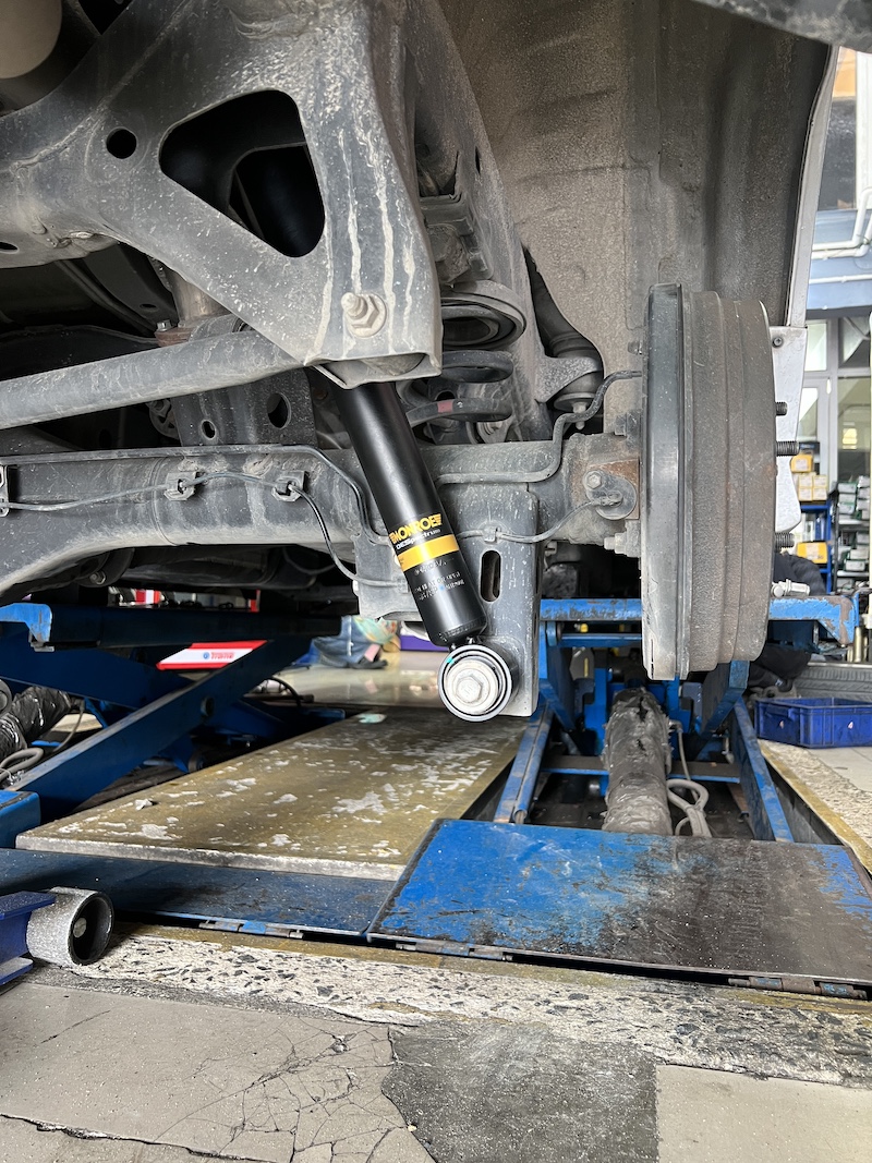 Toyota Innova Crysta | โช้คอัพ Monroe OE Spectrum | คืนความนุ่มนวล มั่นคงระดับครอบครัว - ยางเจริญรุ่งเรือง นนทบุรี Innova Crysta คันนี้...อัปเกรดความสบายให้เหนือกว่า! ใครใช้ Toyota Innova Crysta แล้วรู้สึกว่าช่วงล่างเริ่มแข็งกระด้าง โยนตัว หรือไม่นุ่มนวลเหมือนเดิม... ถึงเวลาเปลี่ยนโช้คอัพใหม่ เพื่อความมั่นใจและสบายกว่าที่เคย! เราขอแนะนำชุดอัปเกรดที่ครบจบในชุดเดียว! ติดตั้งโช้คอัพ Monroe OE Spectrum พร้อมอะไหล่ส่วนควบใหม่ครบชุด สิ่งที่จะได้รับหลังจากติดตั้ง: ฟีลลิ่งแบบรถยุโรป: โช้คอัพ Monroe OE Spectrum ให้ความ นุ่มนวล และยืดหยุ่นสูง ขับสบายในทุกสภาพถนน ไร้กังวลเรื่องเสียง: เทคโนโลยี ICV ช่วยลดแรงสั่นสะเทือนและเสียงรบกวนในห้องโดยสาร ทำให้การขับขี่เงียบขึ้น ทนทานกว่าเดิม: ผลิตด้วยวัสดุคุณภาพสูง ทนทานต่อการใช้งาน และยืดอายุการใช้งานของช่วงล่าง ความมั่นคงที่เพิ่มขึ้น: รถทรงตัวได้นิ่งขึ้น ลดอาการโคลงเคลง เข้าโค้งมั่นใจ เหมาะสำหรับใคร? เจ้าของ Innova Crysta ที่ต้องการความสบายสูงสุดในการขับขี่และผู้โดยสาร ผู้ที่ต้องการอัปเกรดช่วงล่างให้มีความมั่นคง ปลอดภัย และนุ่มนวลยิ่งขึ้น สำหรับเจ้าของ Innova ที่อยากได้ฟีลลิ่งขับขี่ที่สบายขึ้น แต่มั่นใจกว่าเดิม Monroe OE Spectrum คือคำตอบ! สอบถามข้อมูลเพิ่มเติม หรือนัดหมายเข้ารับบริการ ️ : 08-6569-1915 ️ : 08-6544-5963 Line id : @88rw Location : https://goo.gl/maps/HrNUAZXPN94KvxZ98 Facebook : https://www.facebook.com/88rwtire #Toyota #InnovaCrysta #Innova #Monroe #OESpectrum #โช้คอัพ #ช่วงล่าง #รถครอบครัว #ยางเจริญรุ่งเรือง #นนทบุรี #งามวงศ์วาน #ตั้งศูนย์ Toyota Innova Crysta | โช้คอัพ Monroe OE Spectrum | คืนความนุ่มนวล มั่นคงระดับครอบครัว - ยางเจริญรุ่งเรือง นนทบุรี Innova Crysta คันนี้...อัปเกรดความสบายให้เหนือกว่า! ใครใช้ Toyota Innova Crysta แล้วรู้สึกว่าช่วงล่างเริ่มแข็งกระด้าง โยนตัว หรือไม่นุ่มนวลเหมือนเดิม... ถึงเวลาเปลี่ยนโช้คอัพใหม่ เพื่อความมั่นใจและสบายกว่าที่เคย! เราขอแนะนำชุดอัปเกรดที่ครบจบในชุดเดียว! ติดตั้งโช้คอัพ Monroe OE Spectrum พร้อมอะไหล่ส่วนควบใหม่ครบชุด สิ่งที่จะได้รับหลังจากติดตั้ง: ฟีลลิ่งแบบรถยุโรป: โช้คอัพ Monroe OE Spectrum ให้ความ นุ่มนวล และยืดหยุ่นสูง ขับสบายในทุกสภาพถนน ไร้กังวลเรื่องเสียง: เทคโนโลยี ICV ช่วยลดแรงสั่นสะเทือนและเสียงรบกวนในห้องโดยสาร ทำให้การขับขี่เงียบขึ้น ทนทานกว่าเดิม: ผลิตด้วยวัสดุคุณภาพสูง ทนทานต่อการใช้งาน และยืดอายุการใช้งานของช่วงล่าง ความมั่นคงที่เพิ่มขึ้น: รถทรงตัวได้นิ่งขึ้น ลดอาการโคลงเคลง เข้าโค้งมั่นใจ เหมาะสำหรับใคร? เจ้าของ Innova Crysta ที่ต้องการความสบายสูงสุดในการขับขี่และผู้โดยสาร ผู้ที่ต้องการอัปเกรดช่วงล่างให้มีความมั่นคง ปลอดภัย และนุ่มนวลยิ่งขึ้น สำหรับเจ้าของ Innova ที่อยากได้ฟีลลิ่งขับขี่ที่สบายขึ้น แต่มั่นใจกว่าเดิม Monroe OE Spectrum คือคำตอบ! สอบถามข้อมูลเพิ่มเติม หรือนัดหมายเข้ารับบริการ ️ : 08-6569-1915 ️ : 08-6544-5963 Line id : @88rw Location : https://goo.gl/maps/HrNUAZXPN94KvxZ98 Facebook : https://www.facebook.com/88rwtire #Toyota #InnovaCrysta #Innova #Monroe #OESpectrum #โช้คอัพ #ช่วงล่าง #รถครอบครัว #ยางเจริญรุ่งเรือง #นนทบุรี #งามวงศ์วาน #ตั้งศูนย์