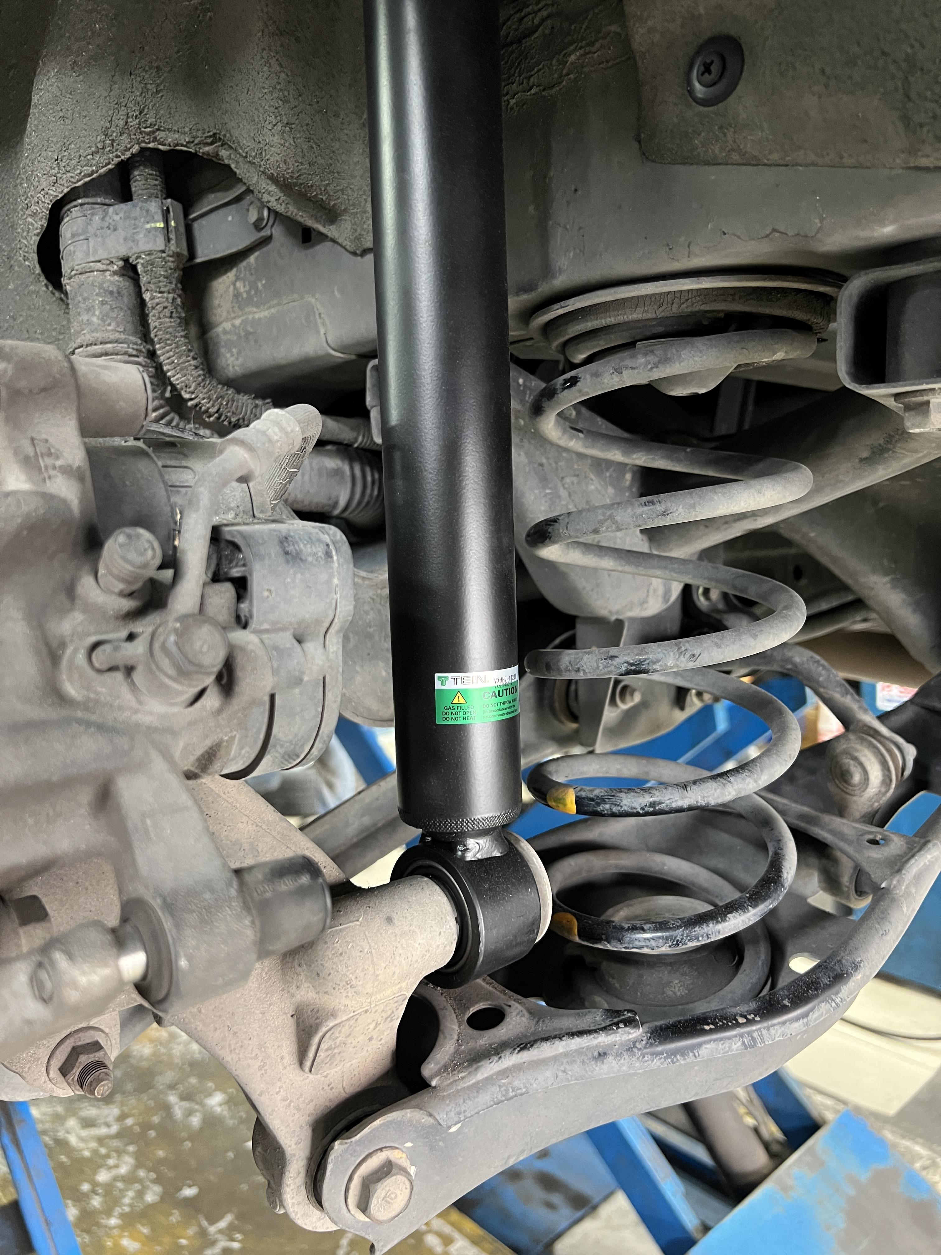 ติดตั้งโช้คอัพ TEIN EnduraPro Basic สำหรับ Subaru Forester SK 2020 ที่ร้านยางเจริญรุ่งเรือง นนทบุรี แก้อาการช่วงล่างย้วยโยน พร้อมตั้งศูนย์ Hunter 3D ติดตั้งโช้คอัพ TEIN EnduraPro Basic สำหรับ Subaru Forester SK 2020 ที่ร้านยางเจริญรุ่งเรือง นนทบุรี แก้อาการช่วงล่างย้วยโยน พร้อมตั้งศูนย์ Hunter 3D