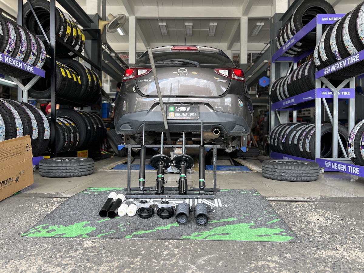 Mazda 2 Diesel ติดตั้งโช้คอัพ Tein EnduraPro Basic พร้อมอะไหล่ส่วนควบใหม่ทั้งหมด สิ่งที่จะได้รับหลังจากติดตั้ง: ฟีลลิ่งหนึบแน่นสไตล์ญี่ปุ่น: โช้คอัพ Tein EnduraPro Basic ให้ความหนึบแน่นที่เหนือกว่าโช้คเดิม แต่ยังคงความนุ่มนวลไว้ เทคโนโลยี H.B.S.: ช่วยดูดซับแรงกระแทกในจังหวะยุบตัวสุด ลดอาการกระดอนเมื่อเจอหลุมหรือคอสะพาน คุณภาพมาตรฐาน OEM: ผลิตจากวัสดุคุณภาพสูง ทนทาน และติดตั้งแทนของเดิมได้ทันที ไม่ต้องดัดแปลง ความมั่นคงที่เพิ่มขึ้น: รถทรงตัวได้นิ่งขึ้น เข้าโค้งมั่นใจ ลดอาการโคลงเคลง เหมาะกับสมรรถนะของเครื่องยนต์ดีเซล เหมาะสำหรับใคร? เจ้าของ Mazda 2 Diesel ที่ต้องการความหนึบและมั่นคงในการขับขี่ประจำวัน ผู้ที่ต้องการอัปเกรดความทนทานและความปลอดภัยของช่วงล่าง โดยไม่ต้องการโหลดเตี้ย สำหรับเจ้าของ Mazda 2 ที่อยากได้ฟีลลิ่งขับขี่ที่มั่นใจกว่าเดิม Tein EnduraPro Basic คือคำตอบ! สอบถามข้อมูลเพิ่มเติม หรือนัดหมายเข้ารับบริการ ️ : 08-6569-1915 ️ : 08-6544-5963 Line id : @88rw Location : https://goo.gl/maps/HrNUAZXPN94KvxZ98 Facebook : https://www.facebook.com/88rwtire #Mazda #Mazda2 #SkyactivDiesel #Tein #EnduraPro #โช้คอัพ #ช่วงล่าง #ยางเจริญรุ่งเรือง #นนทบุรี #งามวงศ์วาน Mazda 2 Diesel ติดตั้งโช้คอัพ Tein EnduraPro Basic พร้อมอะไหล่ส่วนควบใหม่ทั้งหมด สิ่งที่จะได้รับหลังจากติดตั้ง: ฟีลลิ่งหนึบแน่นสไตล์ญี่ปุ่น: โช้คอัพ Tein EnduraPro Basic ให้ความหนึบแน่นที่เหนือกว่าโช้คเดิม แต่ยังคงความนุ่มนวลไว้ เทคโนโลยี H.B.S.: ช่วยดูดซับแรงกระแทกในจังหวะยุบตัวสุด ลดอาการกระดอนเมื่อเจอหลุมหรือคอสะพาน คุณภาพมาตรฐาน OEM: ผลิตจากวัสดุคุณภาพสูง ทนทาน และติดตั้งแทนของเดิมได้ทันที ไม่ต้องดัดแปลง ความมั่นคงที่เพิ่มขึ้น: รถทรงตัวได้นิ่งขึ้น เข้าโค้งมั่นใจ ลดอาการโคลงเคลง เหมาะกับสมรรถนะของเครื่องยนต์ดีเซล เหมาะสำหรับใคร? เจ้าของ Mazda 2 Diesel ที่ต้องการความหนึบและมั่นคงในการขับขี่ประจำวัน ผู้ที่ต้องการอัปเกรดความทนทานและความปลอดภัยของช่วงล่าง โดยไม่ต้องการโหลดเตี้ย สำหรับเจ้าของ Mazda 2 ที่อยากได้ฟีลลิ่งขับขี่ที่มั่นใจกว่าเดิม Tein EnduraPro Basic คือคำตอบ! สอบถามข้อมูลเพิ่มเติม หรือนัดหมายเข้ารับบริการ ️ : 08-6569-1915 ️ : 08-6544-5963 Line id : @88rw Location : https://goo.gl/maps/HrNUAZXPN94KvxZ98 Facebook : https://www.facebook.com/88rwtire #Mazda #Mazda2 #SkyactivDiesel #Tein #EnduraPro #โช้คอัพ #ช่วงล่าง #ยางเจริญรุ่งเรือง #นนทบุรี #งามวงศ์วาน