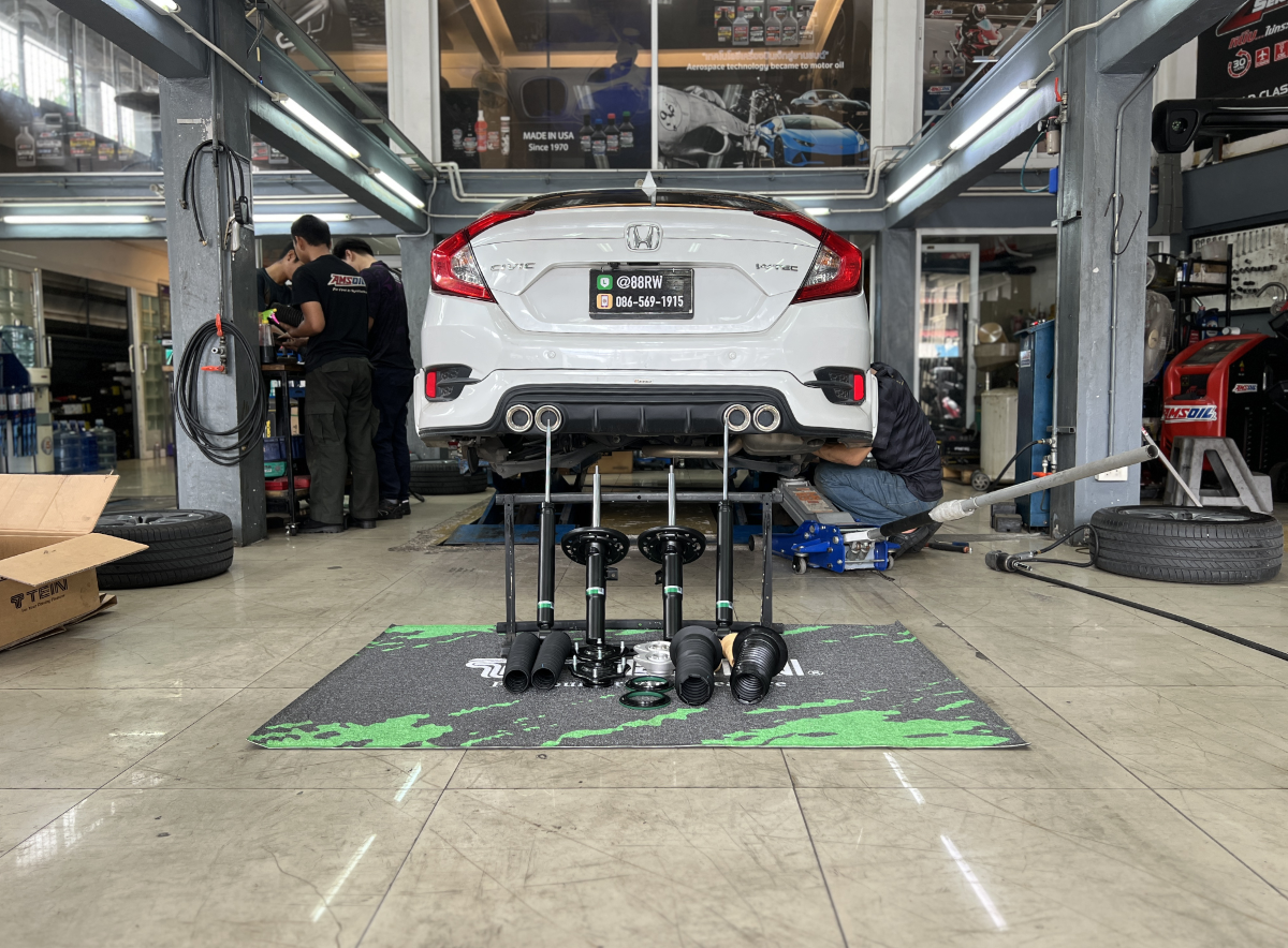 Honda Civic FC อัพเกรดช่วงล่าง เปลี่ยนช่วงล่างใช้งานประจำวัน...!  Honda Civic FC ช่วงล่างเริ่มยวบยาบ ไม่มั่นใจเมื่อใช้ความเร็วสูง หรืออยากได้ความหนึบแน่นที่ลงตัว... ถึงเวลาเปลี่ยนโช้คอัพใหม่ เพื่อการขับขี่ที่มั่นใจและสบายกว่าที่เคย! เราขอแนะนำชุดอัปเกรดที่ครบจบในชุดเดียว! ติดตั้งโช้คอัพ Tein EnduraPro Basic พร้อมอะไหล่ส่วนควบใหม่ทั้งหมด สิ่งที่จะได้รับหลังจากติดตั้ง: ฟีลลิ่งหนึบแน่นสไตล์ญี่ปุ่น: โช้คอัพ Tein EnduraPro Basic ให้ความหนึบแน่นที่เหนือกว่าโช้คเดิม แต่ยังคงความนุ่มนวลไว้ เทคโนโลยี H.B.S.: ช่วยดูดซับแรงกระแทกในจังหวะยุบตัวสุด ลดอาการกระดอนเมื่อเจอหลุมหรือคอสะพาน คุณภาพมาตรฐาน OEM: ผลิตจากวัสดุคุณภาพสูง ทนทาน และติดตั้งแทนของเดิมได้ทันที ไม่ต้องดัดแปลง อะไหล่ครบชุด: เปลี่ยนพร้อมอะไหล่ส่วนควบที่จำเป็นทั้งหมด ทำให้ช่วงล่างกลับมาทำงานได้อย่างสมบูรณ์แบบที่สุด เหมาะสำหรับใคร? เจ้าของ Civic FC ที่ต้องการความหนึบและมั่นคงในการขับขี่ประจำวัน ผู้ที่ต้องการอัปเกรดความทนทานและความปลอดภัยของช่วงล่าง โดยไม่ต้องการโหลดเตี้ย  สำหรับเจ้าของ Civic FC ที่อยากได้ฟีลลิ่งขับขี่ที่มั่นใจกว่าเดิม Tein EnduraPro Basic คือคำตอบ!  สอบถามข้อมูลเพิ่มเติม หรือนัดหมายเข้ารับบริการ ️ : 08-6569-1915 ️ : 08-6544-5963  Line id : @88rw  Location : https://goo.gl/maps/HrNUAZXPN94KvxZ98  Facebook : https://www.facebook.com/88rwtire #Honda #Civic #CivicFC #Tein #EnduraPro #โช้คอัพ #ช่วงล่าง #ยางเจริญรุ่งเรือง #นนทบุรี #งามวงศ์วาน #ยางรถยนต์นนทบุรี #ช่วงล่างรถยนต์ #โช้คอัพรถยนต์