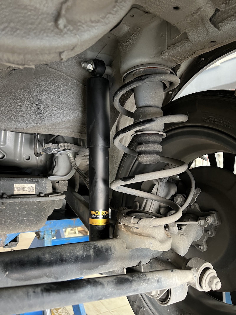 NETA V ติดตั้งโช้คอัพ Monroe OE Spectrum คู่หลัง สิ่งที่จะได้รับหลังจากติดตั้ง: ลดอาการโยนตัวของรถ: โช้คอัพ Monroe OE Spectrum ช่วยควบคุมแรงหน่วงด้านท้ายรถให้หนึบแน่นขึ้นอย่างชัดเจน นุ่มสบายสไตล์ยุโรป: ให้ฟีลลิ่งการขับขี่ที่นุ่มนวลและยืดหยุ่นสูง ลดแรงสั่นสะเทือนในห้องโดยสาร คืนความมั่นคง: รถทรงตัวได้ดีขึ้น เข้าโค้งมั่นใจ โดยเฉพาะเมื่อมีผู้โดยสารด้านหลัง คุ้มค่าและทนทาน: ติดตั้งตรงรุ่นโดยทีมช่างผู้เชี่ยวชาญ ด้วยอะไหล่คุณภาพสูงที่วางใจได้ เหมาะสำหรับใคร? เจ้าของ NETA V ที่ต้องการแก้ไขปัญหาอาการท้ายโยน หรือท้ายกระด้าง ผู้ที่ต้องการความมั่นคง ปลอดภัย และความสบายในการขับขี่ที่เหนือกว่าโช้คเดิม เปลี่ยนรถ EV ของคุณให้ขับขี่สบายและมั่นใจกว่าเดิม! นัดหมายเข้ารับบริการได้เลยครับ สอบถามข้อมูลเพิ่มเติม หรือนัดหมายเข้ารับบริการ ️ : 08-6569-1915 ️ : 08-6544-5963 Line id : @88rw Location : https://goo.gl/maps/HrNUAZXPN94KvxZ98 Facebook : https://www.facebook.com/88rwtire #NETAV #รถEV #Monroe #OESpectrum #โช้คอัพ #ช่วงล่าง #ยางเจริญรุ่งเรือง #นนทบุรี #งามวงศ์วาน NETA V ติดตั้งโช้คอัพ Monroe OE Spectrum คู่หลัง สิ่งที่จะได้รับหลังจากติดตั้ง: ลดอาการโยนตัวของรถ: โช้คอัพ Monroe OE Spectrum ช่วยควบคุมแรงหน่วงด้านท้ายรถให้หนึบแน่นขึ้นอย่างชัดเจน นุ่มสบายสไตล์ยุโรป: ให้ฟีลลิ่งการขับขี่ที่นุ่มนวลและยืดหยุ่นสูง ลดแรงสั่นสะเทือนในห้องโดยสาร คืนความมั่นคง: รถทรงตัวได้ดีขึ้น เข้าโค้งมั่นใจ โดยเฉพาะเมื่อมีผู้โดยสารด้านหลัง คุ้มค่าและทนทาน: ติดตั้งตรงรุ่นโดยทีมช่างผู้เชี่ยวชาญ ด้วยอะไหล่คุณภาพสูงที่วางใจได้ เหมาะสำหรับใคร? เจ้าของ NETA V ที่ต้องการแก้ไขปัญหาอาการท้ายโยน หรือท้ายกระด้าง ผู้ที่ต้องการความมั่นคง ปลอดภัย และความสบายในการขับขี่ที่เหนือกว่าโช้คเดิม เปลี่ยนรถ EV ของคุณให้ขับขี่สบายและมั่นใจกว่าเดิม! นัดหมายเข้ารับบริการได้เลยครับ สอบถามข้อมูลเพิ่มเติม หรือนัดหมายเข้ารับบริการ ️ : 08-6569-1915 ️ : 08-6544-5963 Line id : @88rw Location : https://goo.gl/maps/HrNUAZXPN94KvxZ98 Facebook : https://www.facebook.com/88rwtire #NETAV #รถEV #Monroe #OESpectrum #โช้คอัพ #ช่วงล่าง #ยางเจริญรุ่งเรือง #นนทบุรี #งามวงศ์วาน