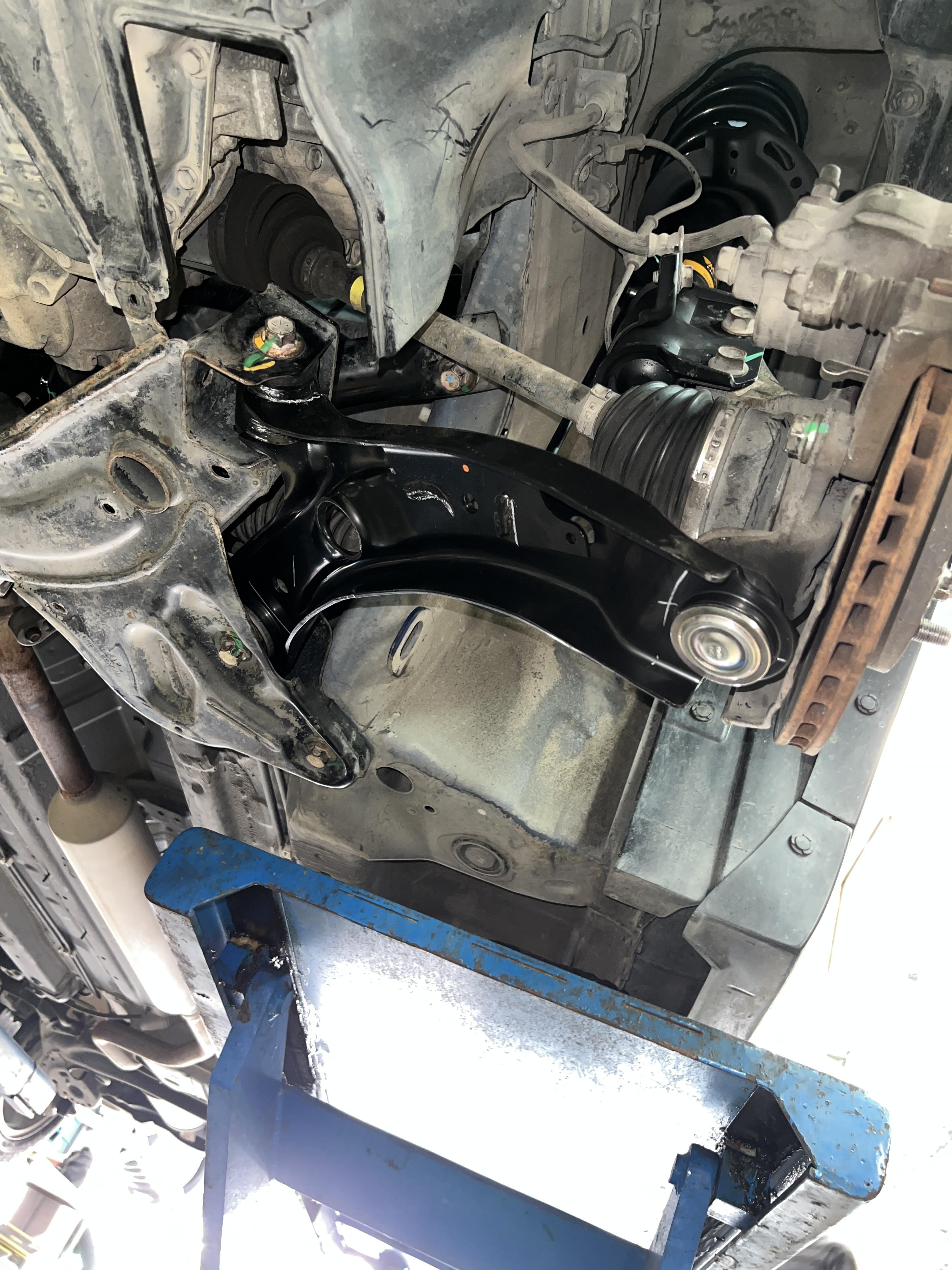 Suzuki Swift 2013 จัดชุดใหญ่ ฟื้นฟูสมรรถนะและความปลอดภัยแบบครบวงจร! โช้คอัพ Monroe OE Spectrum: คืนความ นุ่มนวล สบายสไตล์รถยุโรป ขับขี่มั่นใจกว่าเดิม ปีกนกล่างแท้เบิกศูนย์: คืนความแม่นยำในการควบคุมรถ ลดเสียงกุกกัก ยางรองแท่นเครื่องแท้ 3 จุด: แก้ปัญหาอาการ สั่น ของเครื่องยนต์ ให้รถกลับมานิ่งสนิท ซ่อมแร็คพวงมาลัย: แก้ปัญหาพวงมาลัยหลวม/มีเสียงดัง ให้การบังคับเลี้ยวคมชัด กระปุกน้ำฉีดกระจกแท้: เปลี่ยนใหม่ให้ระบบทำงานสมบูรณ์ สิ่งที่จะได้รับหลังจากเข้ารับบริการ: รถกลับมานิ่งสนิท: แก้ปัญหาอาการสั่นของเครื่องยนต์และช่วงล่างได้อย่างตรงจุด ขับขี่สบายและปลอดภัย: ช่วงล่างใหม่, โช้คอัพใหม่, และระบบบังคับเลี้ยวที่แม่นยำ อะไหล่คุณภาพแท้: ใช้เฉพาะอะไหล่แท้เบิกศูนย์และอะไหล่คุณภาพสูง (Monroe) ที่วางใจได้ เหมาะสำหรับใคร? เจ้าของ Swift ที่ต้องการฟื้นฟูสภาพรถให้กลับมาสมบูรณ์แบบที่สุด ผู้ที่ต้องการจบทุกปัญหาช่วงล่างและแท่นเครื่องในที่เดียว รถเก่าก็ซ่อมได้! แวะมาตรวจเช็กกับผู้เชี่ยวชาญวันนี้ครับ สอบถามข้อมูลเพิ่มเติม หรือนัดหมายเข้ารับบริการ ️ : 08-6569-1915 ️ : 08-6544-5963 Line id : @88rw Location : https://goo.gl/maps/HrNUAZXPN94KvxZ98 Facebook : https://www.facebook.com/88rwtire #Suzuki #Swift #Monroe #ช่วงล่าง #ซ่อมแร็ค #ยางแท่นเครื่อง #อะไหล่แท้ #ยางเจริญรุ่งเรือง #นนทบุรี #งามวงศ์วาน Suzuki Swift 2013 จัดชุดใหญ่ ฟื้นฟูสมรรถนะและความปลอดภัยแบบครบวงจร! โช้คอัพ Monroe OE Spectrum: คืนความ นุ่มนวล สบายสไตล์รถยุโรป ขับขี่มั่นใจกว่าเดิม ปีกนกล่างแท้เบิกศูนย์: คืนความแม่นยำในการควบคุมรถ ลดเสียงกุกกัก ยางรองแท่นเครื่องแท้ 3 จุด: แก้ปัญหาอาการ สั่น ของเครื่องยนต์ ให้รถกลับมานิ่งสนิท ซ่อมแร็คพวงมาลัย: แก้ปัญหาพวงมาลัยหลวม/มีเสียงดัง ให้การบังคับเลี้ยวคมชัด กระปุกน้ำฉีดกระจกแท้: เปลี่ยนใหม่ให้ระบบทำงานสมบูรณ์ สิ่งที่จะได้รับหลังจากเข้ารับบริการ: รถกลับมานิ่งสนิท: แก้ปัญหาอาการสั่นของเครื่องยนต์และช่วงล่างได้อย่างตรงจุด ขับขี่สบายและปลอดภัย: ช่วงล่างใหม่, โช้คอัพใหม่, และระบบบังคับเลี้ยวที่แม่นยำ อะไหล่คุณภาพแท้: ใช้เฉพาะอะไหล่แท้เบิกศูนย์และอะไหล่คุณภาพสูง (Monroe) ที่วางใจได้ เหมาะสำหรับใคร? เจ้าของ Swift ที่ต้องการฟื้นฟูสภาพรถให้กลับมาสมบูรณ์แบบที่สุด ผู้ที่ต้องการจบทุกปัญหาช่วงล่างและแท่นเครื่องในที่เดียว รถเก่าก็ซ่อมได้! แวะมาตรวจเช็กกับผู้เชี่ยวชาญวันนี้ครับ สอบถามข้อมูลเพิ่มเติม หรือนัดหมายเข้ารับบริการ ️ : 08-6569-1915 ️ : 08-6544-5963 Line id : @88rw Location : https://goo.gl/maps/HrNUAZXPN94KvxZ98 Facebook : https://www.facebook.com/88rwtire #Suzuki #Swift #Monroe #ช่วงล่าง #ซ่อมแร็ค #ยางแท่นเครื่อง #อะไหล่แท้ #ยางเจริญรุ่งเรือง #นนทบุรี #งามวงศ์วาน