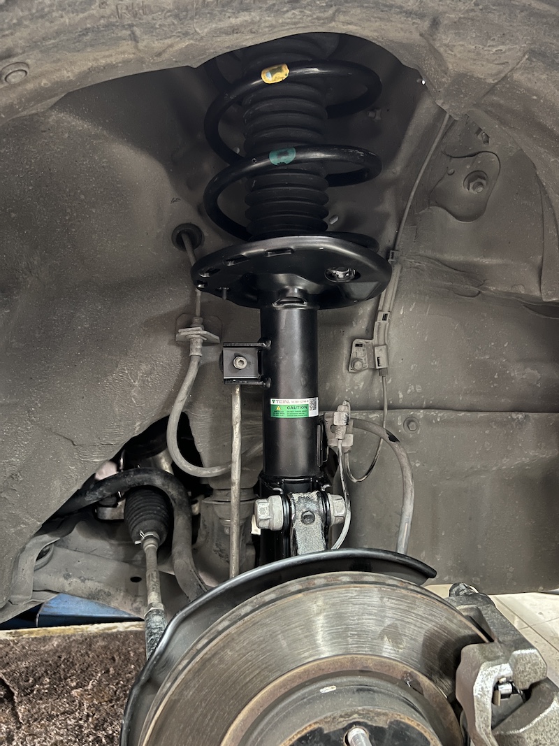 TOYOTA ALTIS 2017 นัดหมายเปลี่ยนโช้คอัพ พร้อมอะไหล่ส่วนควบ  [+] TEIN ENDURA PRO BASIC   สอบถามข้อมูลเพิ่มเติม หรือนัดหมายเข้ารับบริการ ️ : 08-6569-1915 ️ : 08-6544-5963 Line id : @88rw Facebook : https://www.facebook.com/88rwtire Location : https://goo.gl/maps/HrNUAZXPN94KvxZ98  #TeinEnduraproBasic #ToyotaAltis #ยางรถยนต์ #ช่วงล่างรถยนต์ #โช้คอัพรถยนต์