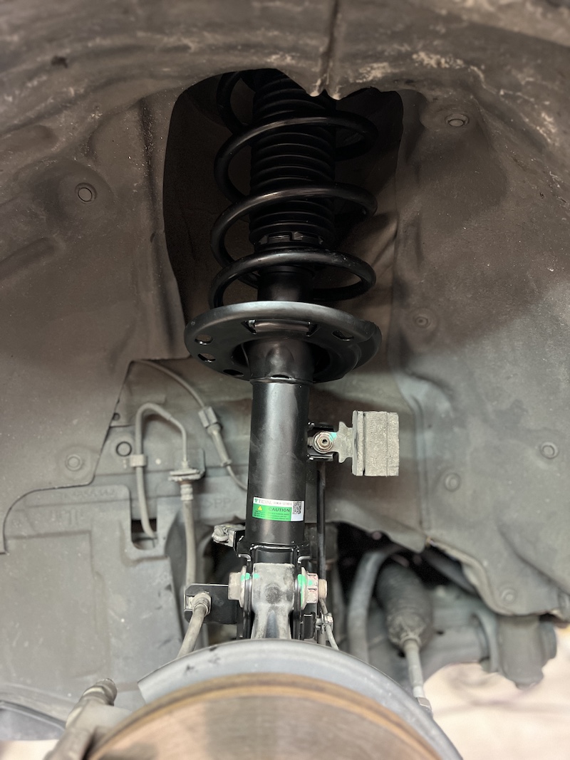 Mazda CX-5 KF | โช้คอัพ Tein EnduraPro Basic | คืนความหนึบแน่นสไตล์สปอร์ต - ยางเจริญรุ่งเรือง นนทบุรี Mazda CX-5 (KF) คันนี้...อัปเกรดความหนึบ คืนฟีลลิ่งสปอร์ต! ใครใช้ Mazda CX-5 (KF) แล้วรู้สึกว่าช่วงล่างเริ่มยวบยาบ โยนตัวมาก หรือไม่มั่นใจเมื่อเข้าโค้ง... ถึงเวลาเปลี่ยนโช้คอัพใหม่ เพื่อการขับขี่ที่มั่นใจและสบายกว่าที่เคย! เราขอแนะนำชุดอัปเกรดโช้คอัพที่ครบจบในชุดเดียว! ติดตั้งโช้คอัพ Tein EnduraPro Basic พร้อมอะไหล่ส่วนควบใหม่ครบชุด สิ่งที่จะได้รับหลังจากติดตั้ง: ฟีลลิ่งหนึบแน่นสไตล์ญี่ปุ่น: โช้คอัพ Tein EnduraPro Basic ให้ความหนึบแน่นที่เหนือกว่าโช้คเดิม แต่ยังคงความนุ่มนวลไว้ เทคโนโลยี H.B.S.: ช่วยดูดซับแรงกระแทกในจังหวะยุบตัวสุด ลดอาการกระดอนเมื่อเจอหลุมหรือคอสะพาน คุณภาพมาตรฐาน OEM: ผลิตจากวัสดุคุณภาพสูง ทนทาน และติดตั้งแทนของเดิมได้ทันที ไม่ต้องดัดแปลง ความมั่นคงที่เพิ่มขึ้น: รถทรงตัวได้นิ่งขึ้น เข้าโค้งมั่นใจ ลดอาการโคลงเคลงของรถ SUV เหมาะสำหรับใคร? เจ้าของ CX-5 KF ที่ต้องการความหนึบและมั่นคงในการขับขี่ประจำวัน ผู้ที่ต้องการอัปเกรดความทนทานและความปลอดภัยของช่วงล่าง โดยไม่ต้องการโหลดเตี้ย สำหรับเจ้าของ CX-5 ที่อยากได้ฟีลลิ่งขับขี่ที่มั่นใจกว่าเดิม Tein EnduraPro Basic คือคำตอบ! สอบถามข้อมูลเพิ่มเติม หรือนัดหมายเข้ารับบริการ ️ : 08-6569-1915 ️ : 08-6544-5963 Line id : @88rw Location : https://goo.gl/maps/HrNUAZXPN94KvxZ98 Facebook : https://www.facebook.com/88rwtire #Mazda #CX5 #CX5KF #Tein #EnduraPro #โช้คอัพ #ช่วงล่าง #ยางเจริญรุ่งเรือง #นนทบุรี #งามวงศ์วาน #ตั้งศูนย์ #อะไหล่ช่วงล่าง Mazda CX-5 KF | โช้คอัพ Tein EnduraPro Basic | คืนความหนึบแน่นสไตล์สปอร์ต - ยางเจริญรุ่งเรือง นนทบุรี Mazda CX-5 (KF) คันนี้...อัปเกรดความหนึบ คืนฟีลลิ่งสปอร์ต! ใครใช้ Mazda CX-5 (KF) แล้วรู้สึกว่าช่วงล่างเริ่มยวบยาบ โยนตัวมาก หรือไม่มั่นใจเมื่อเข้าโค้ง... ถึงเวลาเปลี่ยนโช้คอัพใหม่ เพื่อการขับขี่ที่มั่นใจและสบายกว่าที่เคย! เราขอแนะนำชุดอัปเกรดโช้คอัพที่ครบจบในชุดเดียว! ติดตั้งโช้คอัพ Tein EnduraPro Basic พร้อมอะไหล่ส่วนควบใหม่ครบชุด สิ่งที่จะได้รับหลังจากติดตั้ง: ฟีลลิ่งหนึบแน่นสไตล์ญี่ปุ่น: โช้คอัพ Tein EnduraPro Basic ให้ความหนึบแน่นที่เหนือกว่าโช้คเดิม แต่ยังคงความนุ่มนวลไว้ เทคโนโลยี H.B.S.: ช่วยดูดซับแรงกระแทกในจังหวะยุบตัวสุด ลดอาการกระดอนเมื่อเจอหลุมหรือคอสะพาน คุณภาพมาตรฐาน OEM: ผลิตจากวัสดุคุณภาพสูง ทนทาน และติดตั้งแทนของเดิมได้ทันที ไม่ต้องดัดแปลง ความมั่นคงที่เพิ่มขึ้น: รถทรงตัวได้นิ่งขึ้น เข้าโค้งมั่นใจ ลดอาการโคลงเคลงของรถ SUV เหมาะสำหรับใคร? เจ้าของ CX-5 KF ที่ต้องการความหนึบและมั่นคงในการขับขี่ประจำวัน ผู้ที่ต้องการอัปเกรดความทนทานและความปลอดภัยของช่วงล่าง โดยไม่ต้องการโหลดเตี้ย สำหรับเจ้าของ CX-5 ที่อยากได้ฟีลลิ่งขับขี่ที่มั่นใจกว่าเดิม Tein EnduraPro Basic คือคำตอบ! สอบถามข้อมูลเพิ่มเติม หรือนัดหมายเข้ารับบริการ ️ : 08-6569-1915 ️ : 08-6544-5963 Line id : @88rw Location : https://goo.gl/maps/HrNUAZXPN94KvxZ98 Facebook : https://www.facebook.com/88rwtire #Mazda #CX5 #CX5KF #Tein #EnduraPro #โช้คอัพ #ช่วงล่าง #ยางเจริญรุ่งเรือง #นนทบุรี #งามวงศ์วาน #ตั้งศูนย์ #อะไหล่ช่วงล่าง